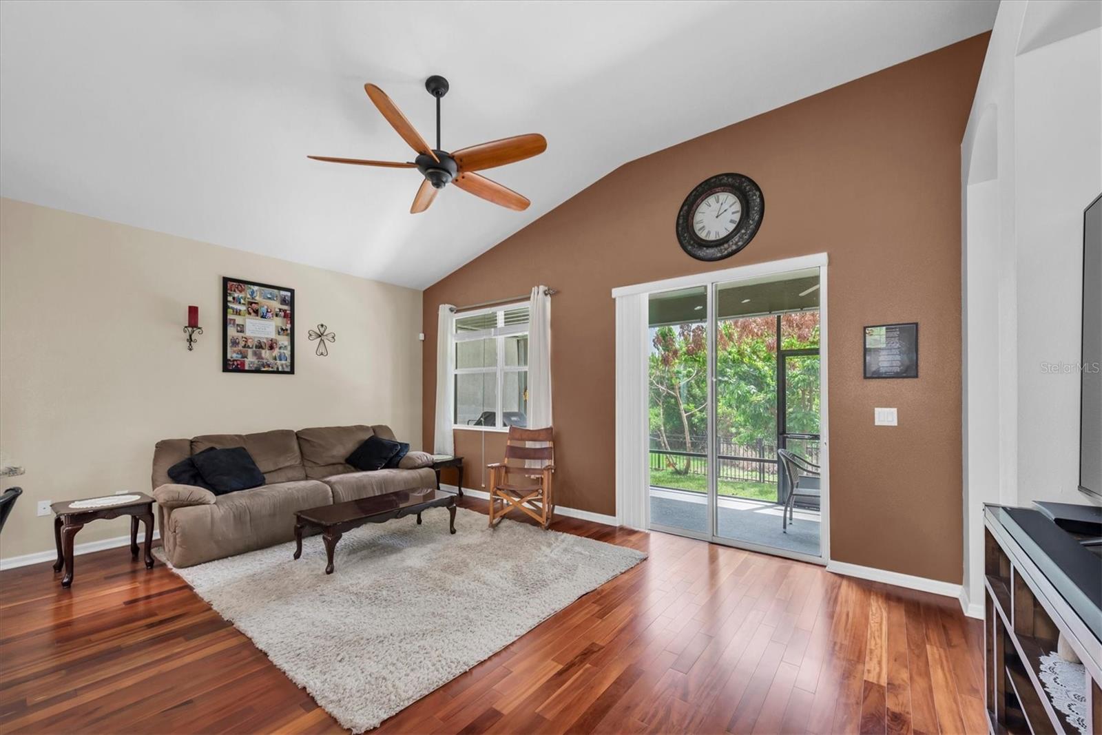 Image 11 of 41 For 10133 Caraway Spice Avenue