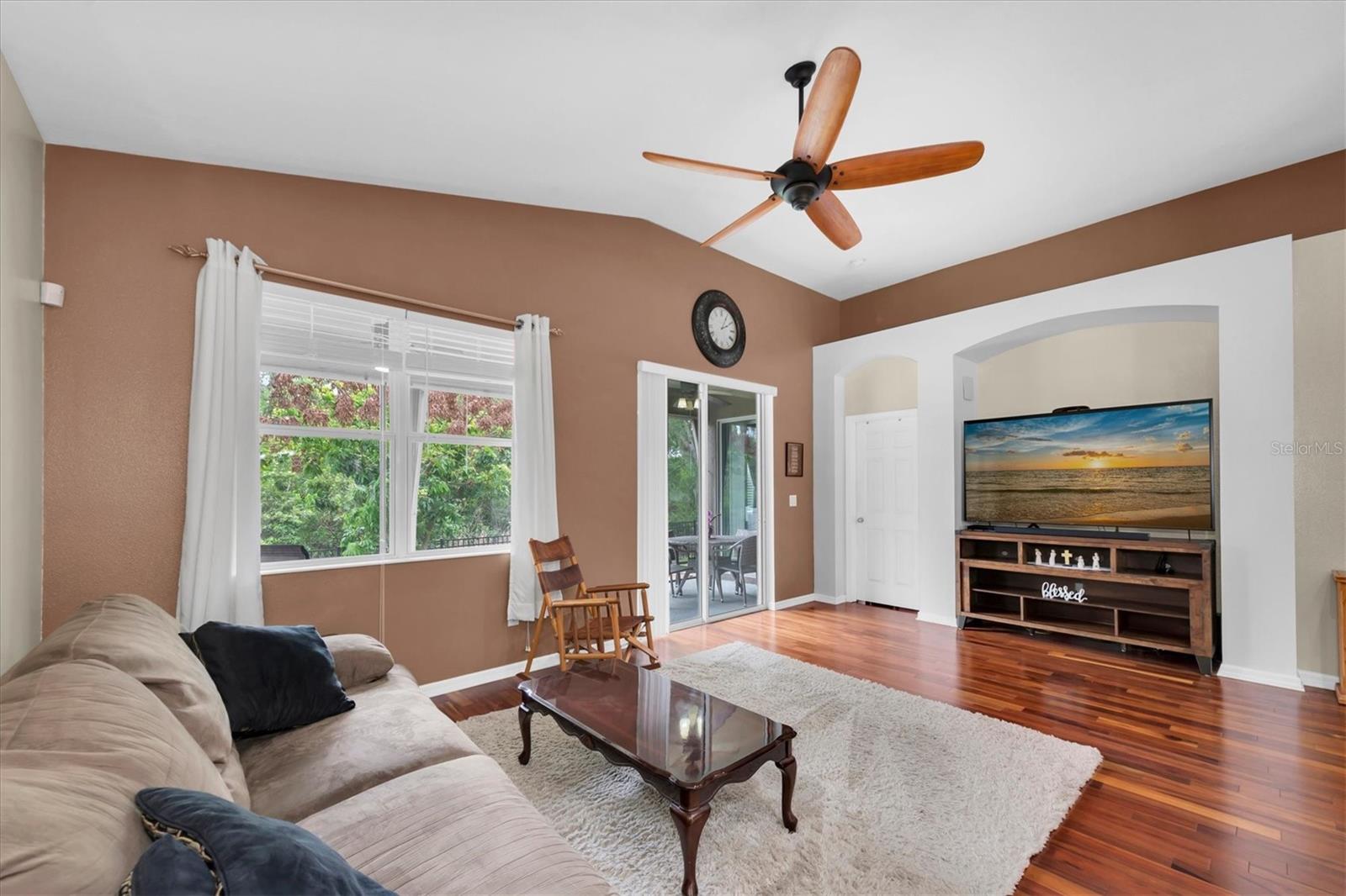 Image 12 of 41 For 10133 Caraway Spice Avenue