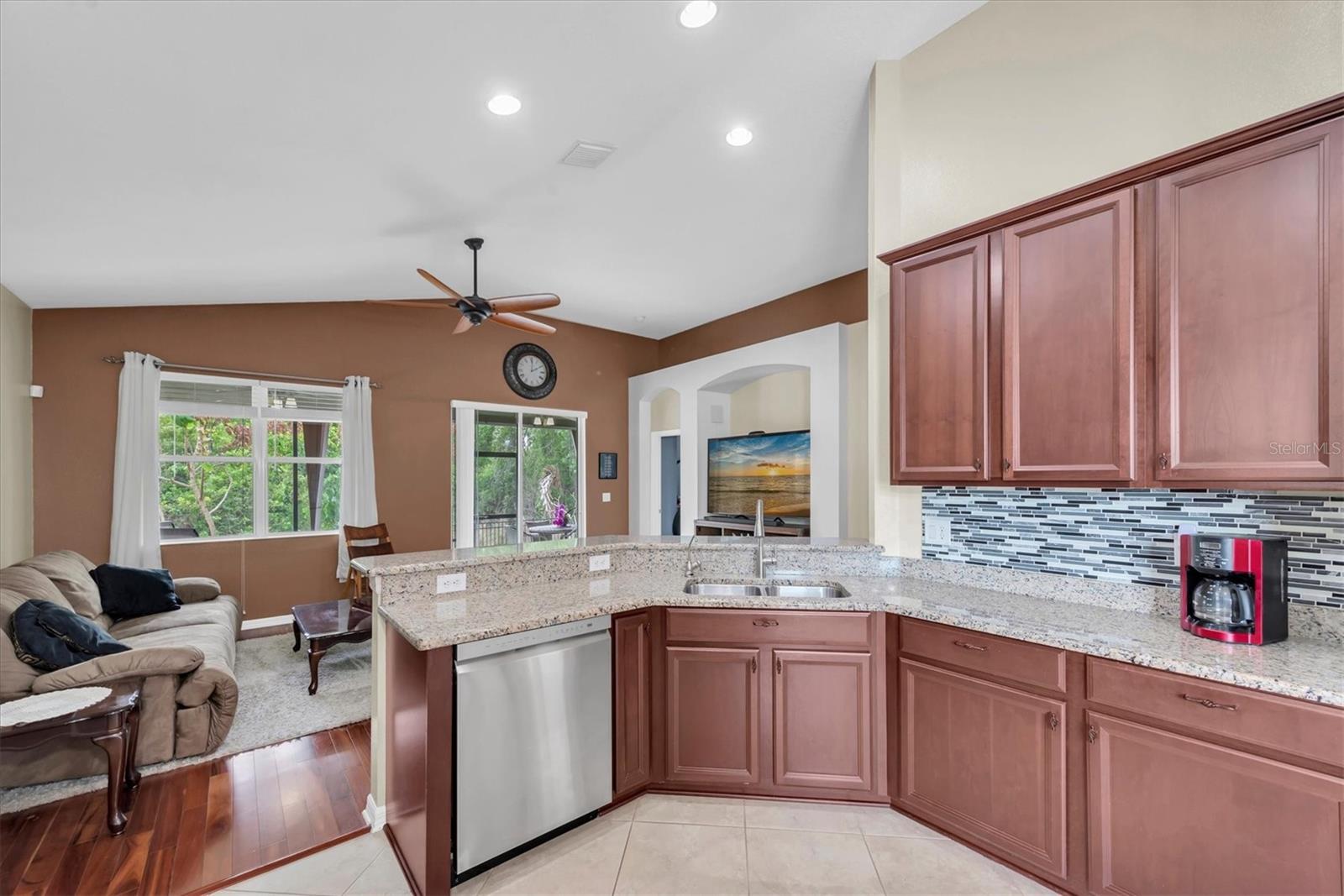 Image 15 of 41 For 10133 Caraway Spice Avenue