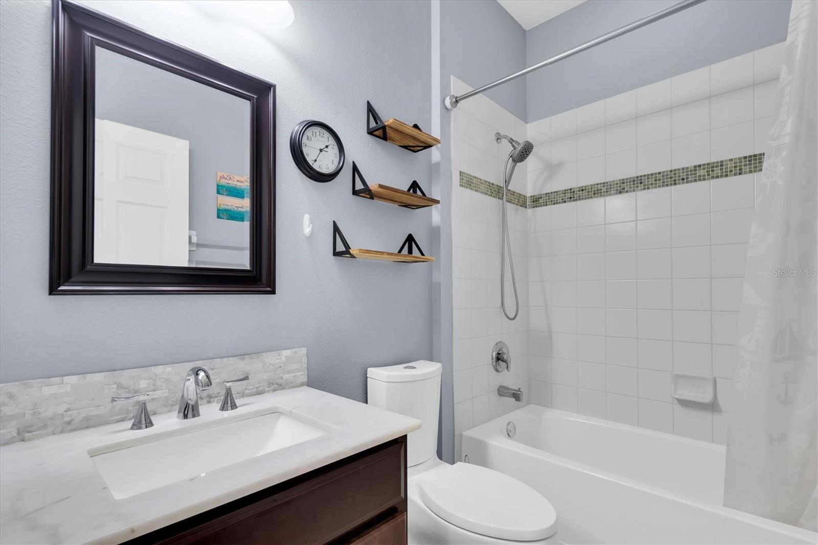 Image 28 of 41 For 10133 Caraway Spice Avenue