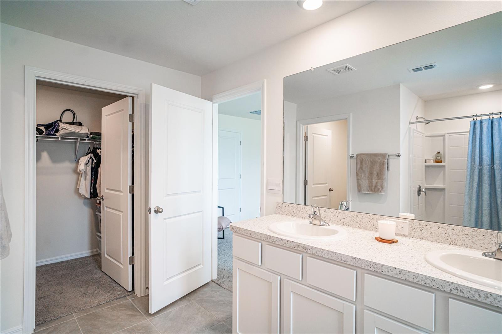 Image 24 of 38 For 13295 Mylion Way