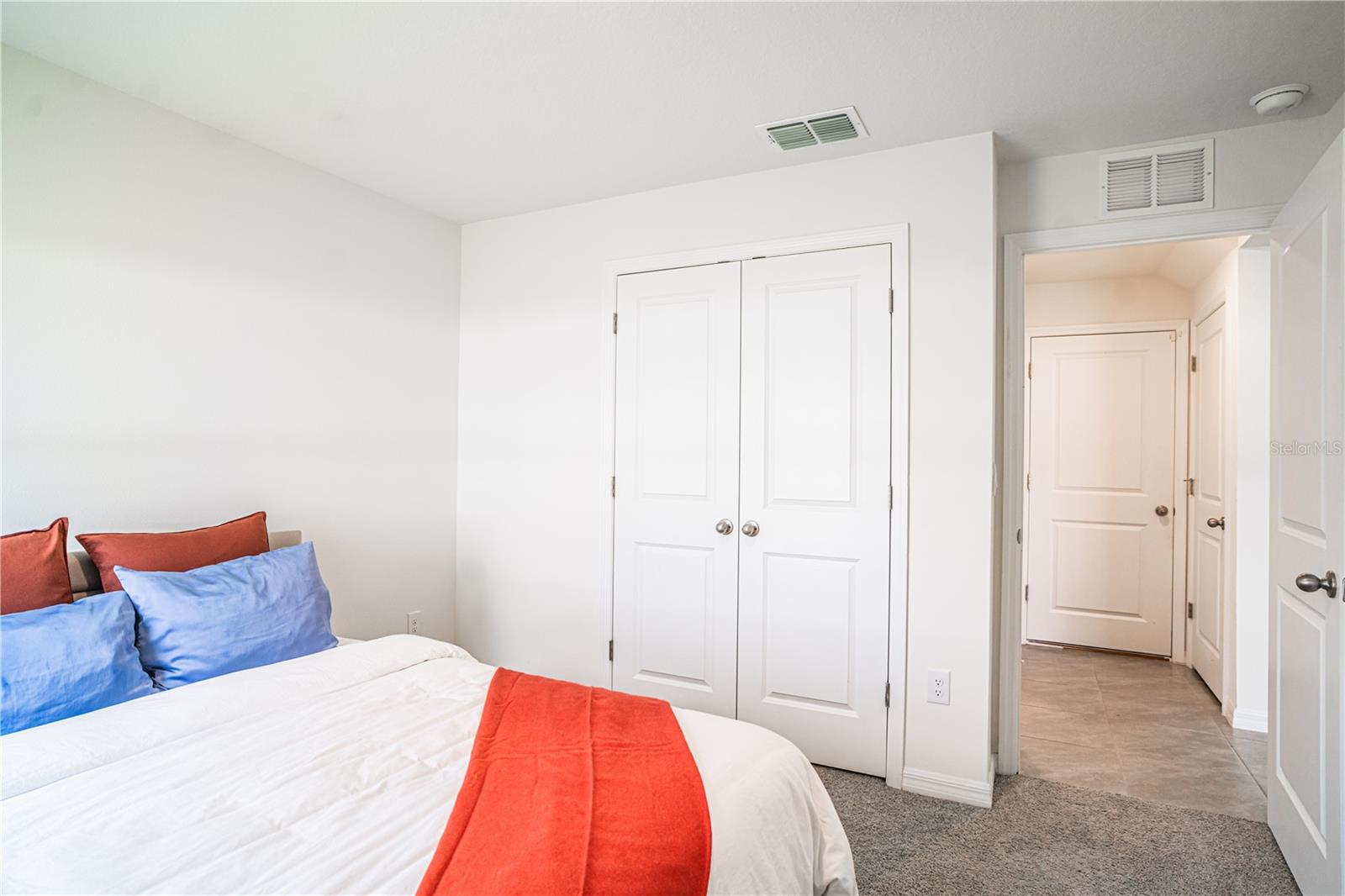 Image 26 of 38 For 13295 Mylion Way