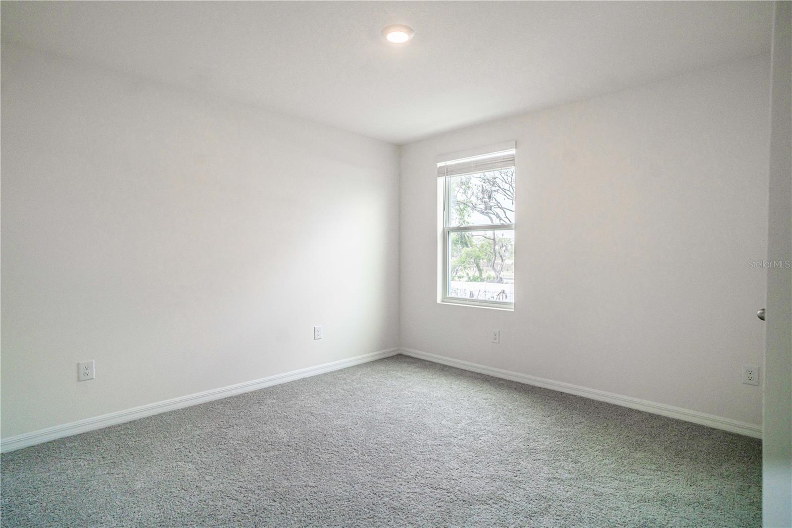 Image 32 of 38 For 13295 Mylion Way