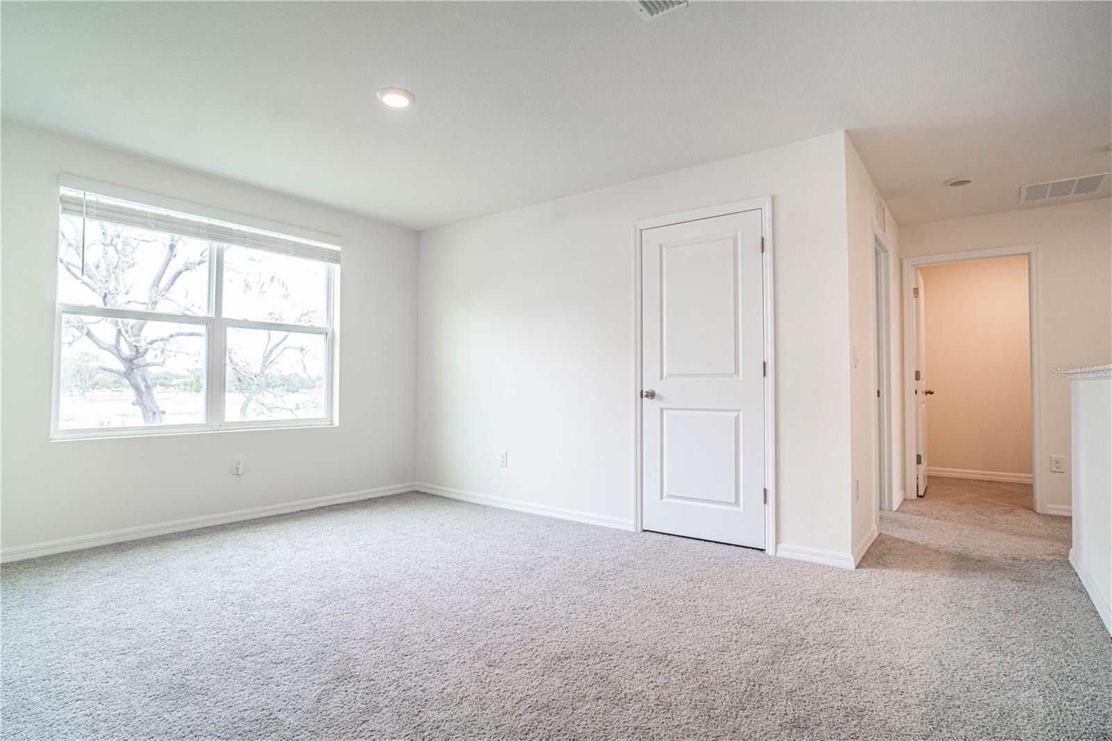 Image 33 of 38 For 13295 Mylion Way