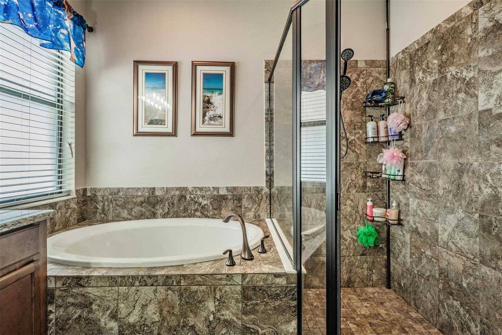 Image 14 of 38 For 16352 Laurel Garden Court