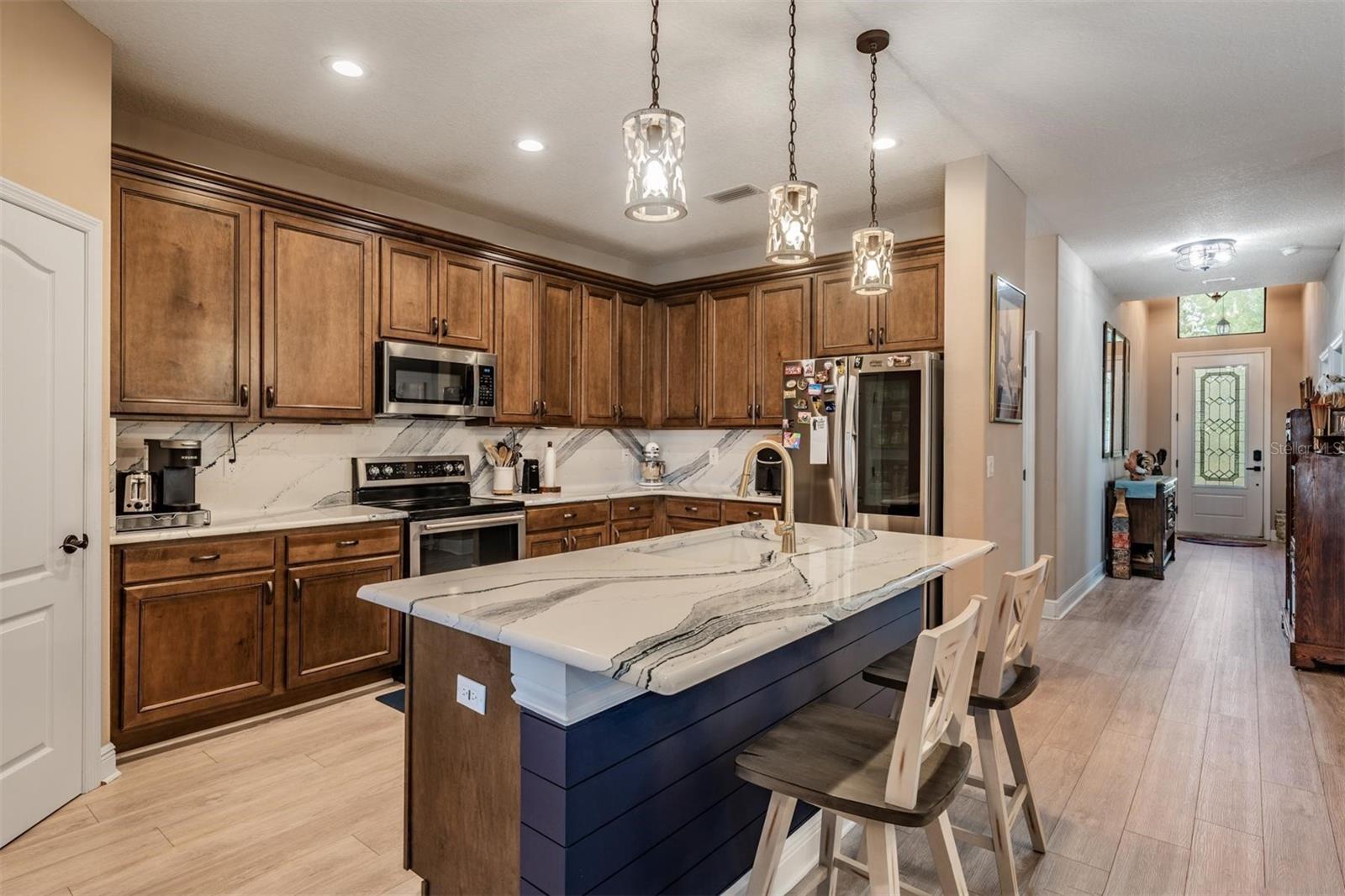 Image 22 of 38 For 16352 Laurel Garden Court