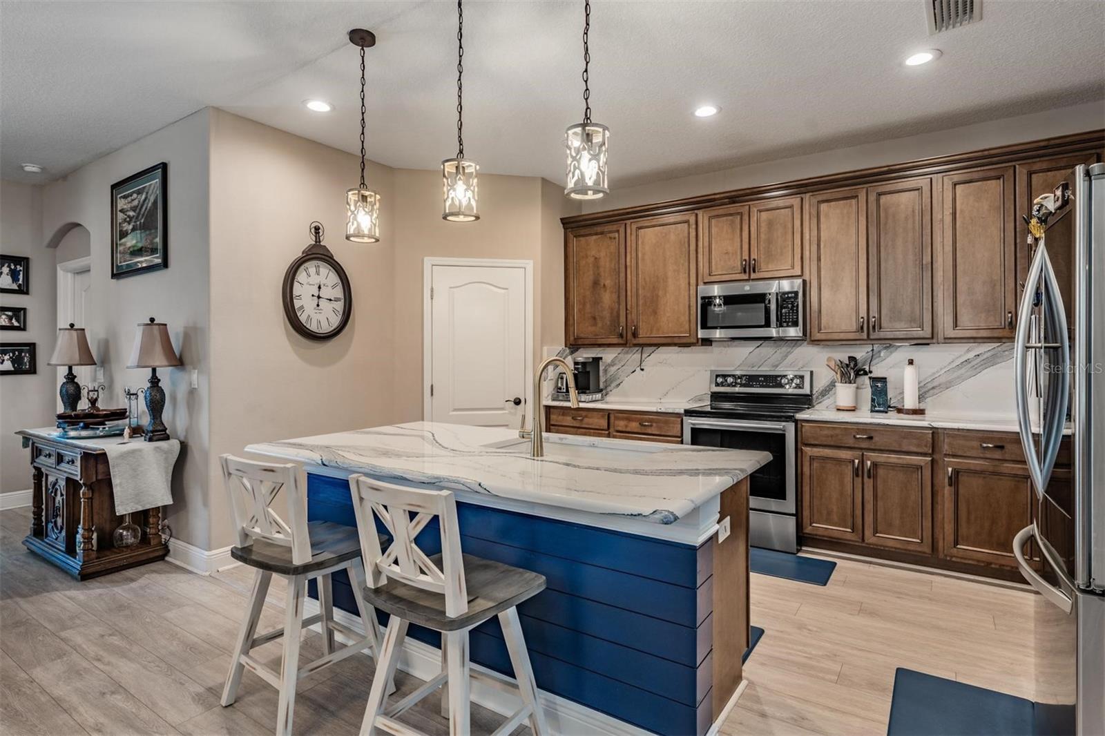 Image 24 of 38 For 16352 Laurel Garden Court