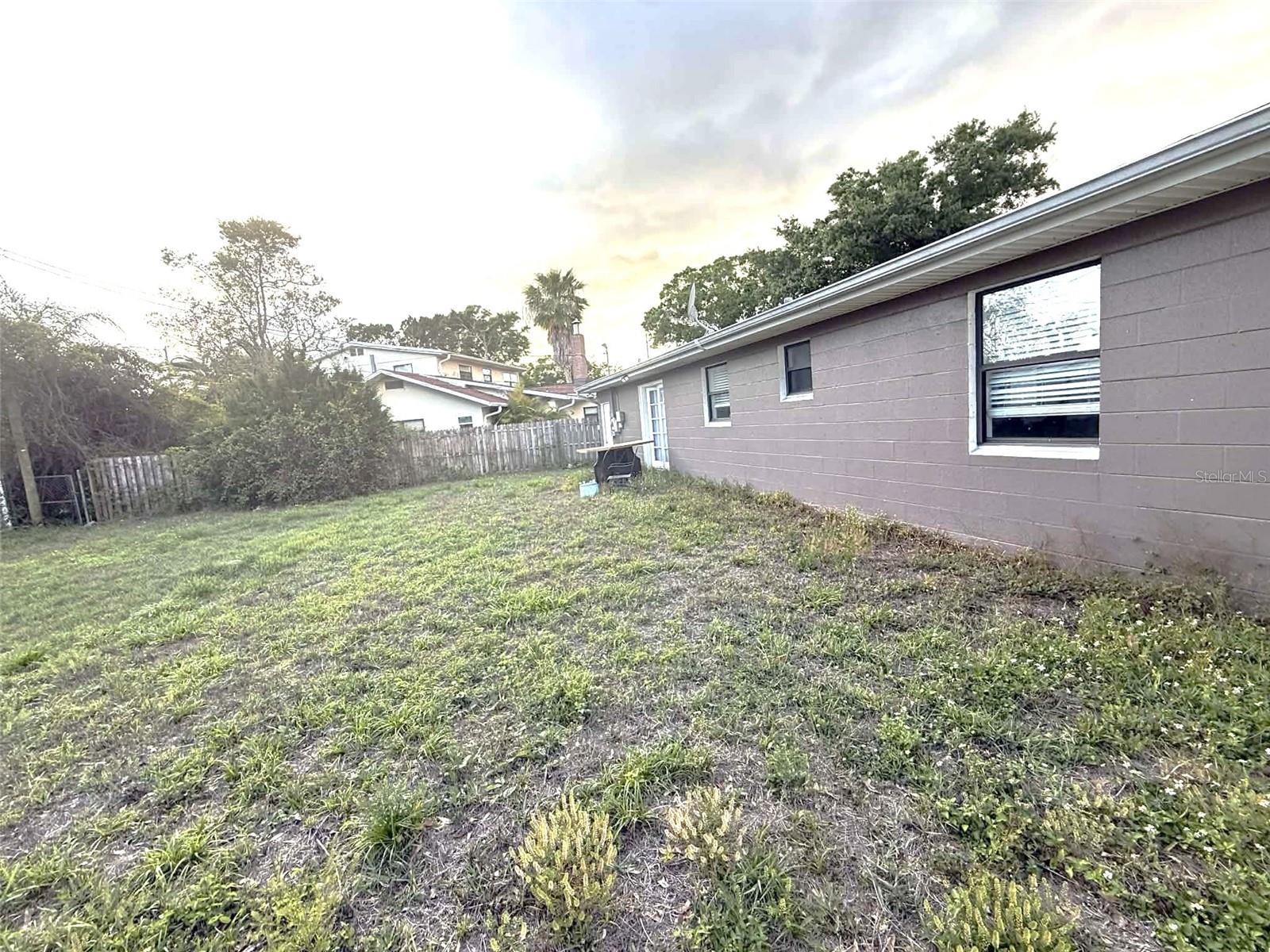 Image 7 of 7 For 5740 65th Terrace N