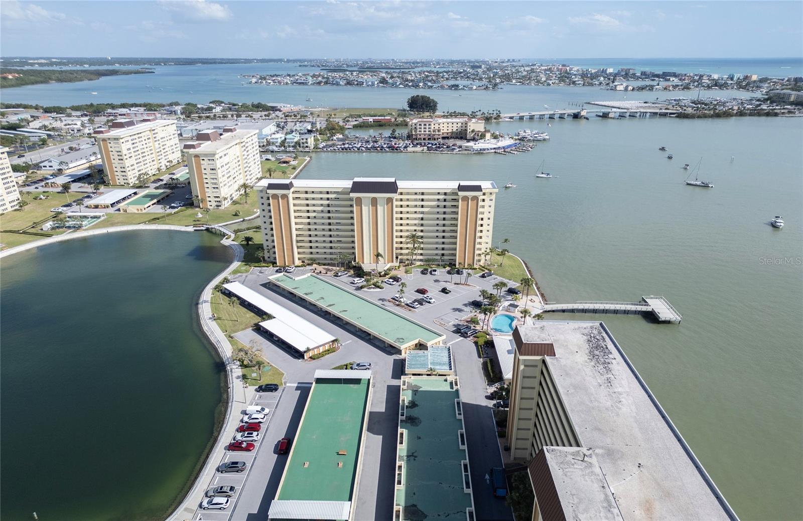 Image 40 of 50 For 4775 Cove Circle 106