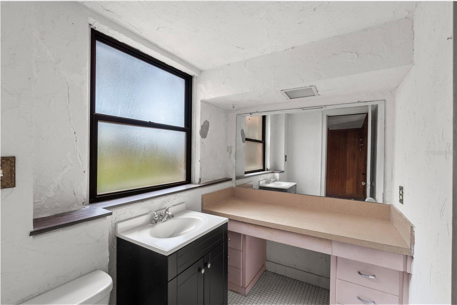 Image 24 of 72 For 7010 Park Street S