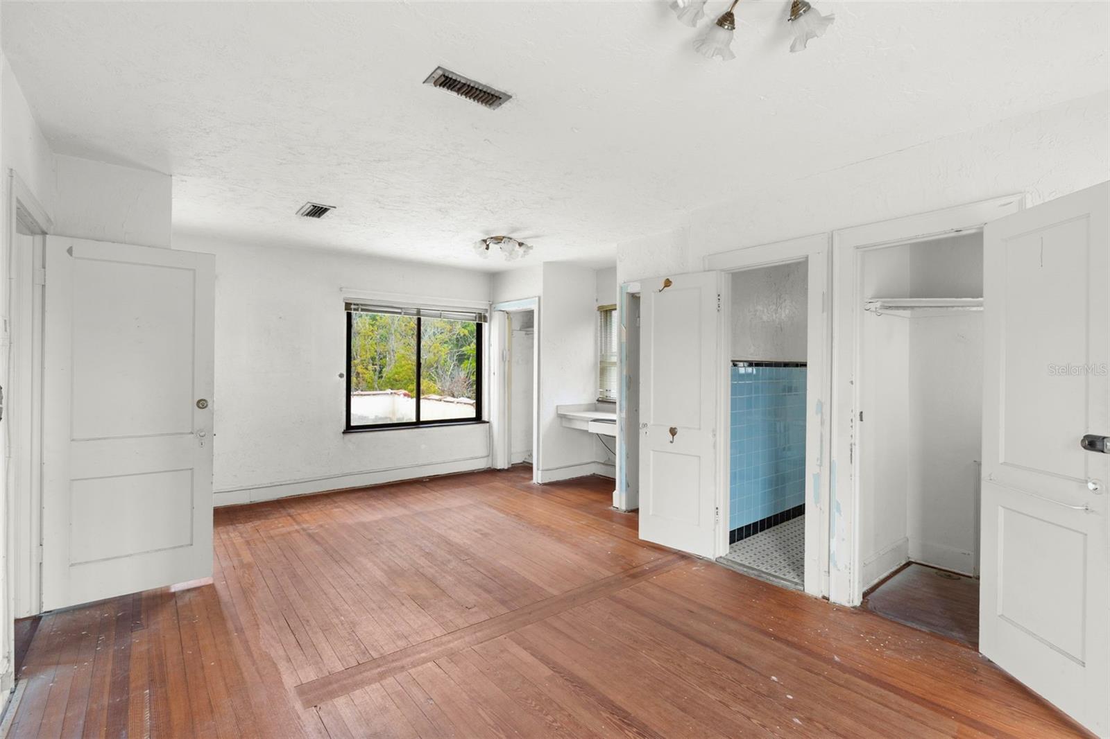 Image 27 of 72 For 7010 Park Street S