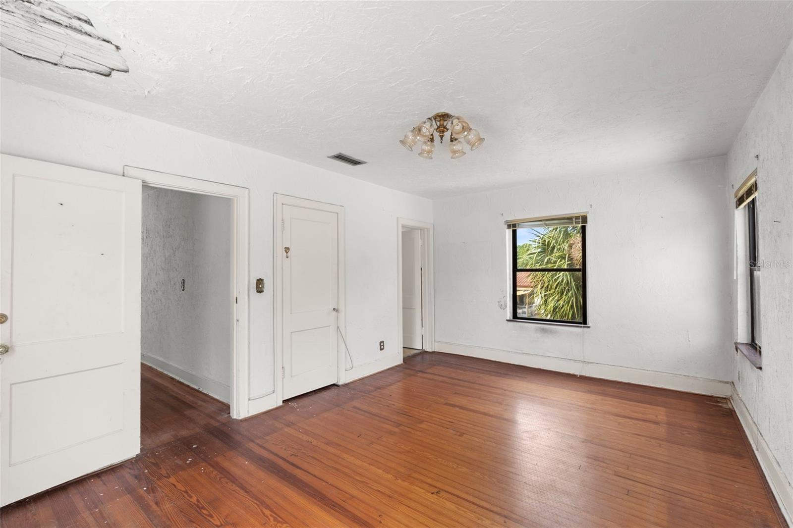 Image 34 of 72 For 7010 Park Street S