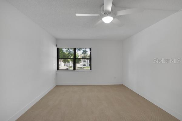 Image 15 of 37 For 11945 143rd Street 7217