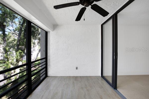 Image 23 of 37 For 11945 143rd Street 7217