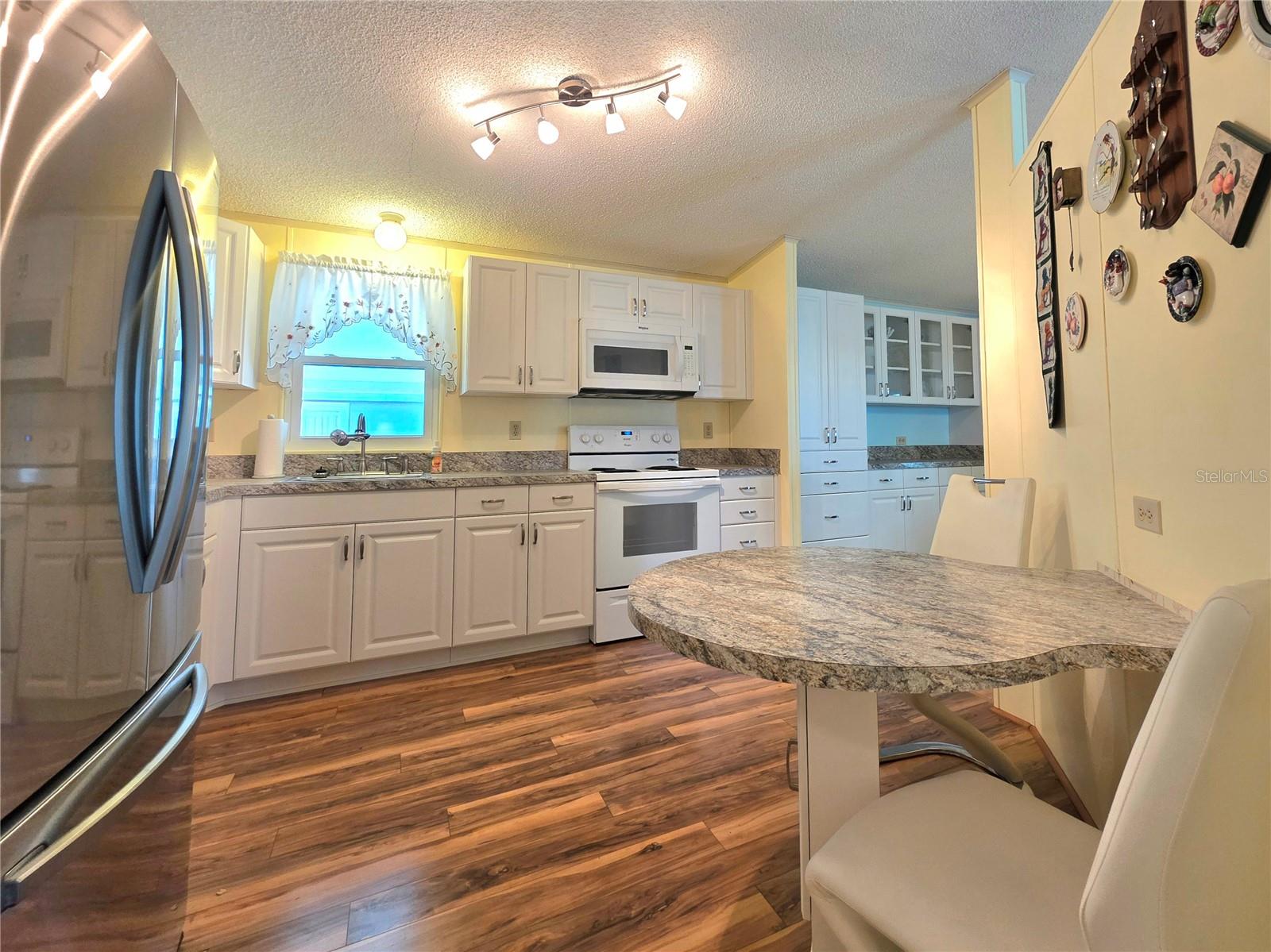 Image 12 of 70 For 5654 Arrowhead Drive