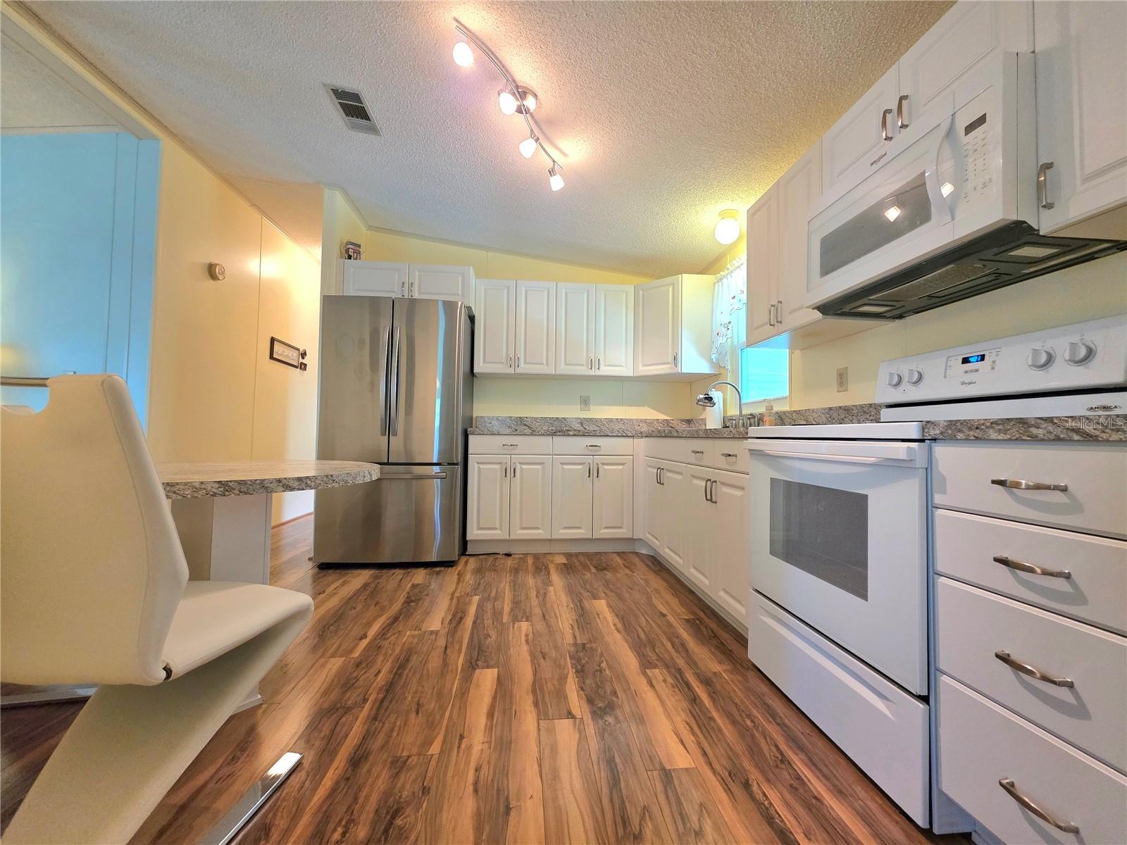 Image 13 of 70 For 5654 Arrowhead Drive