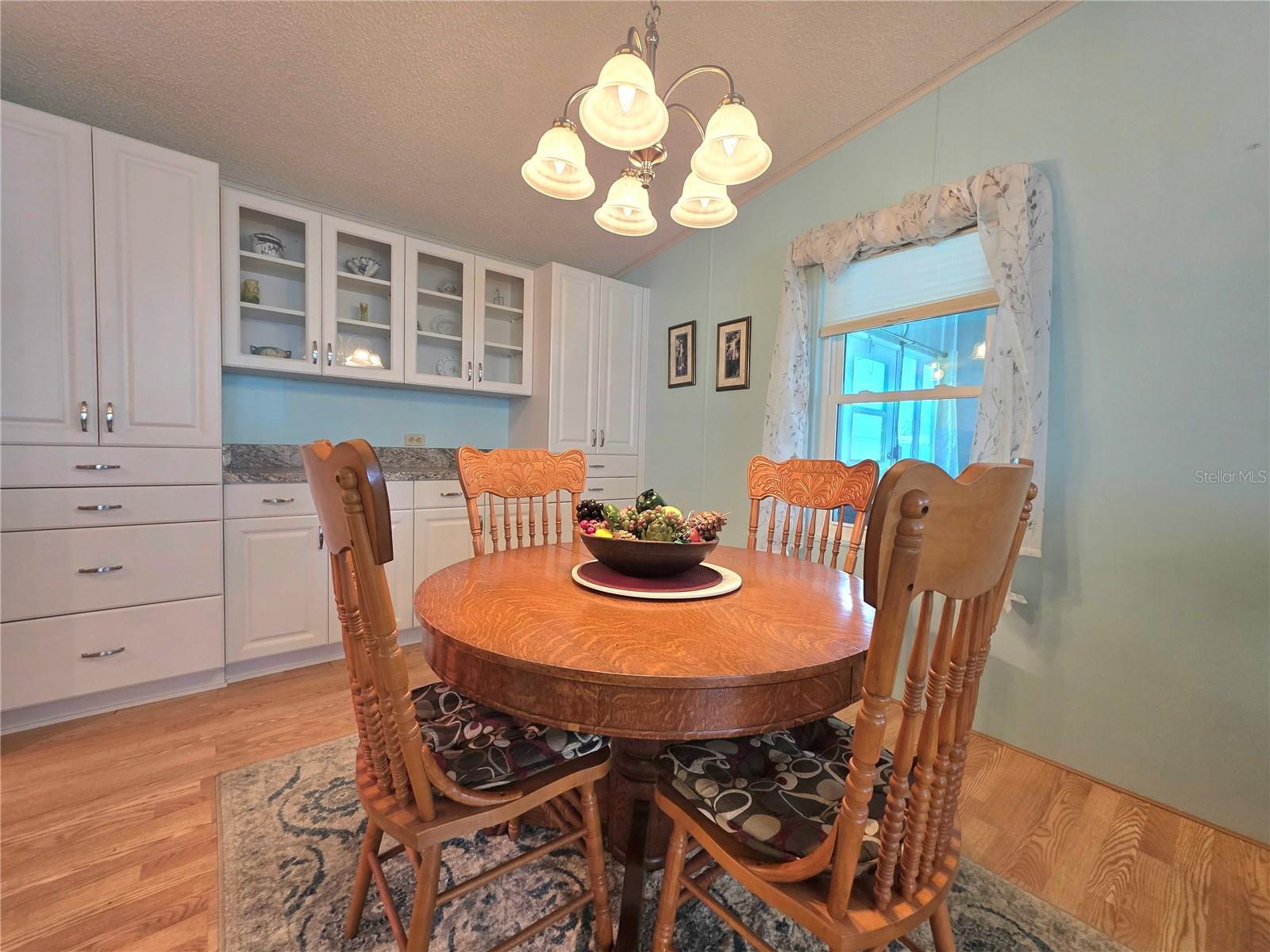 Image 16 of 70 For 5654 Arrowhead Drive