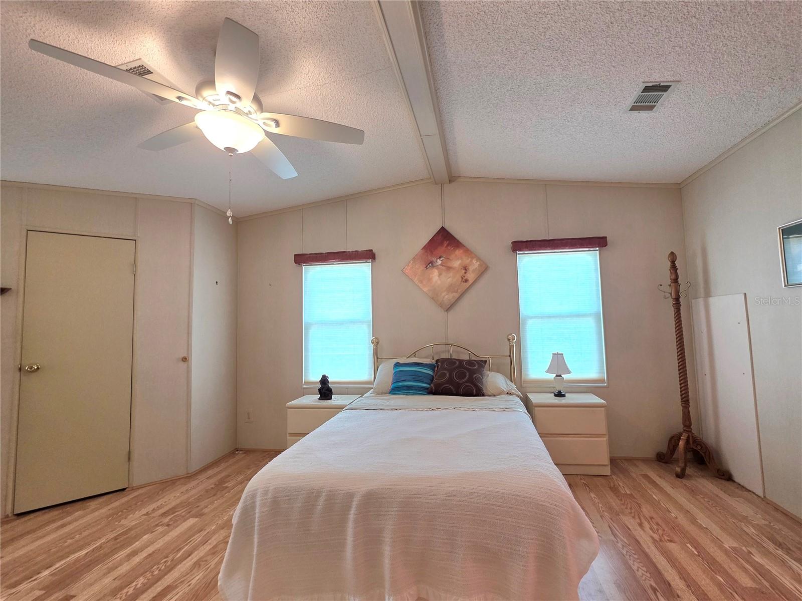 Image 32 of 70 For 5654 Arrowhead Drive