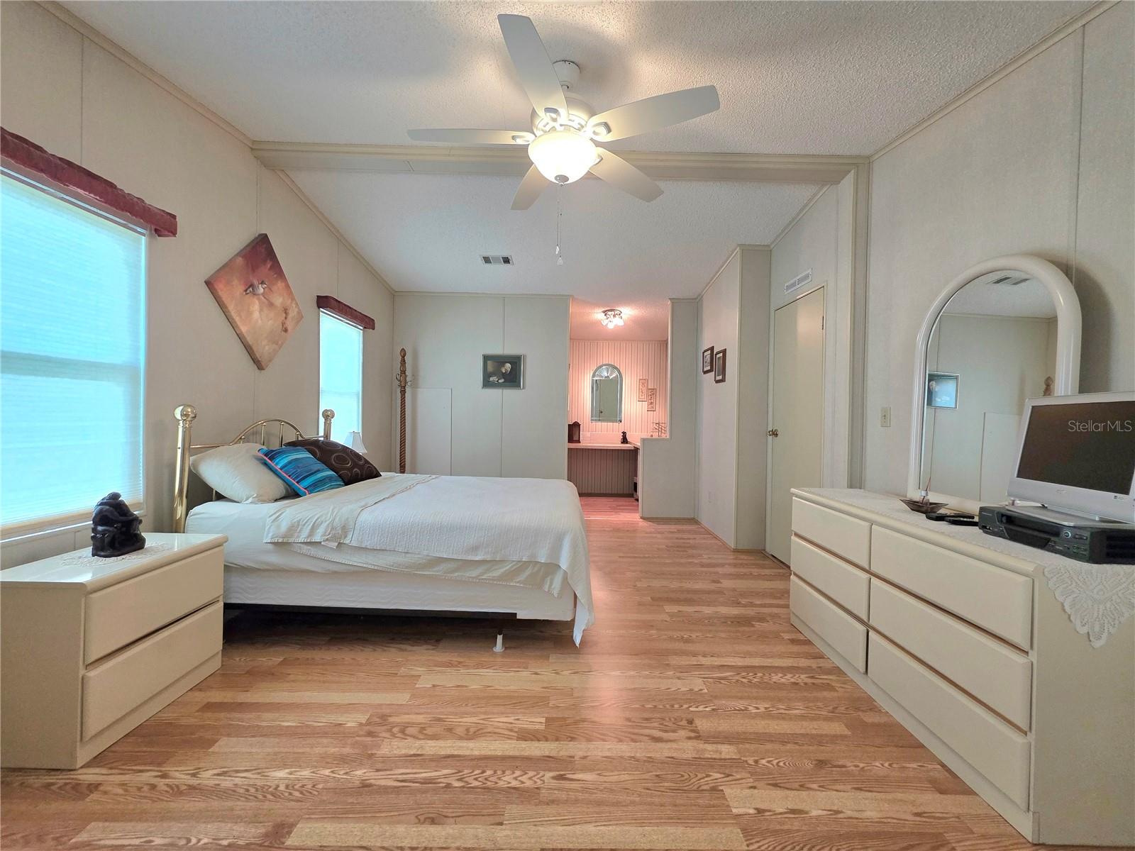 Image 35 of 70 For 5654 Arrowhead Drive