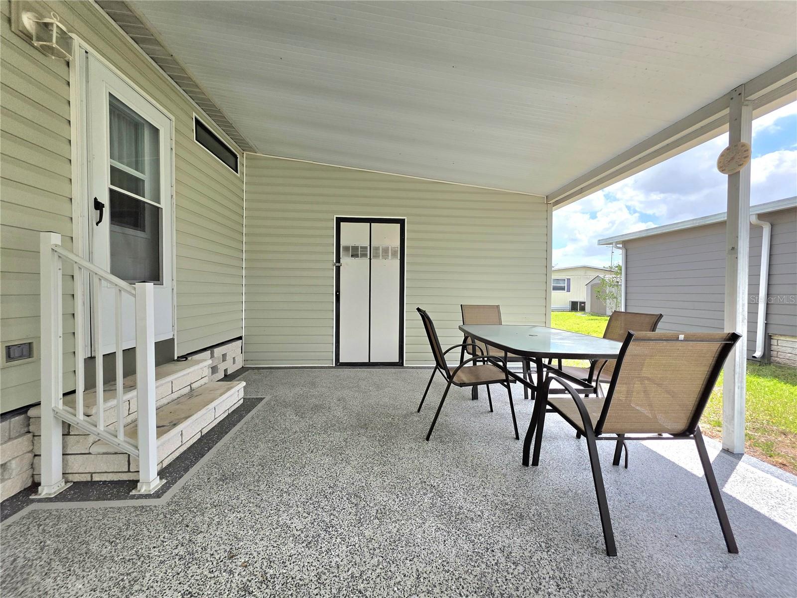 Image 8 of 70 For 5654 Arrowhead Drive