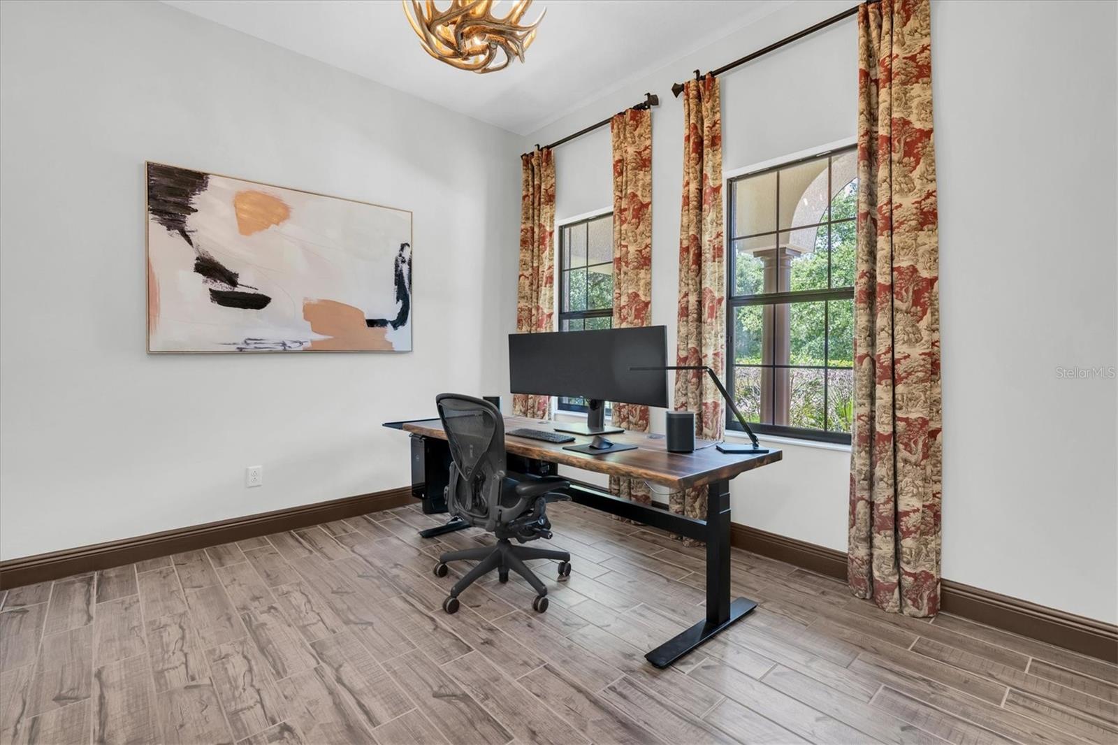 Image 18 of 99 For 3100 Barbour Trail