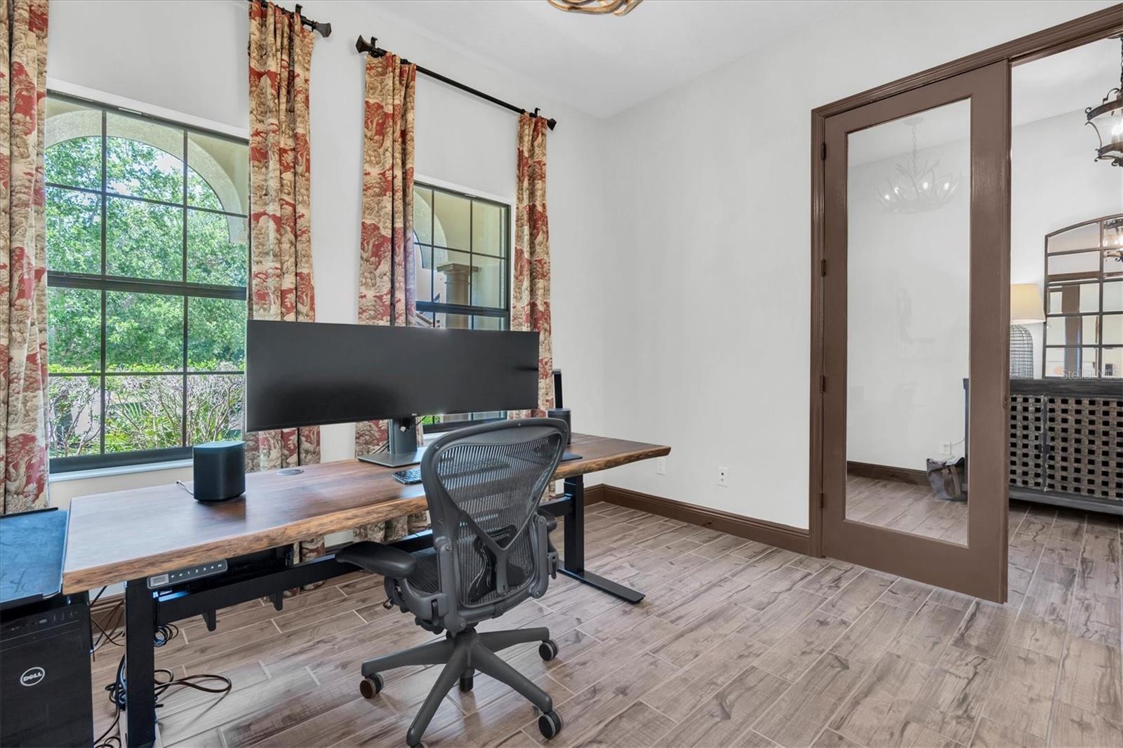 Image 19 of 99 For 3100 Barbour Trail