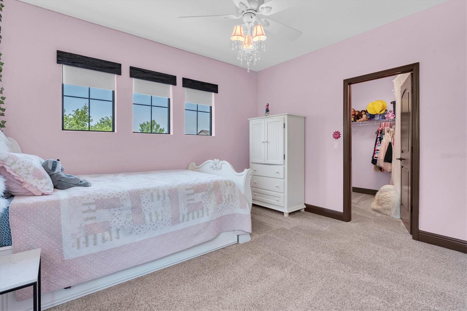 Image 36 of 99 For 3100 Barbour Trail