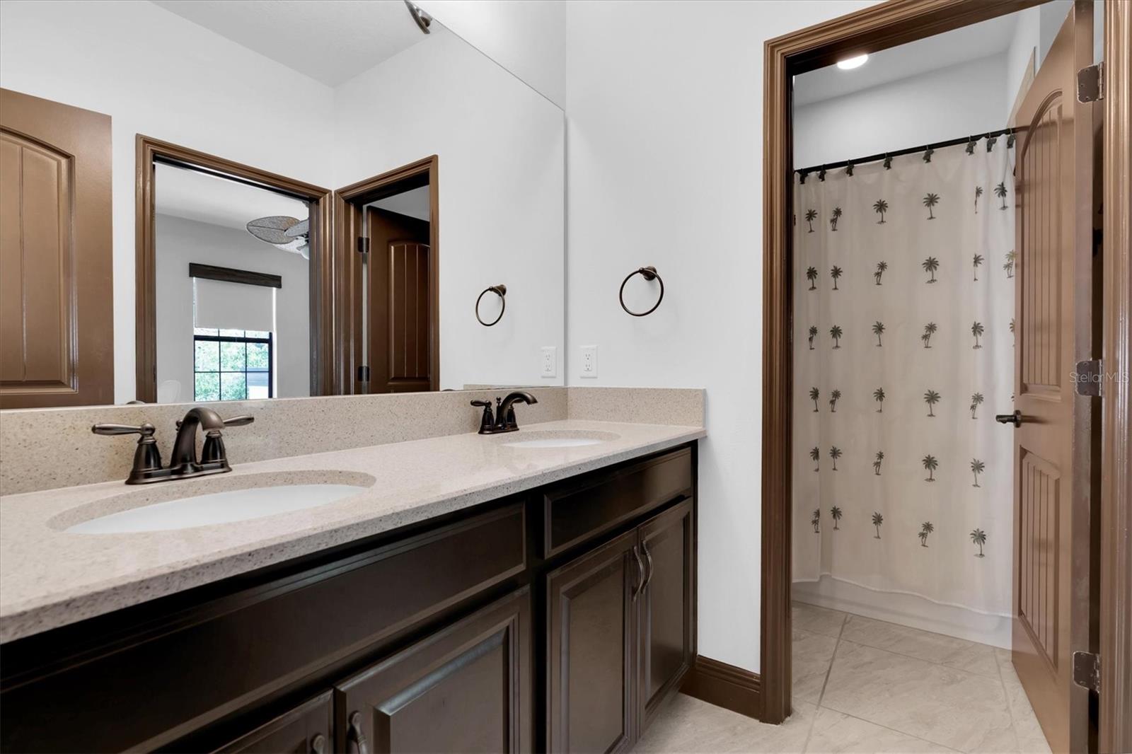 Image 40 of 99 For 3100 Barbour Trail