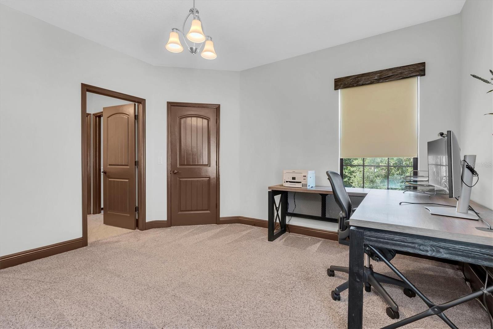 Image 42 of 99 For 3100 Barbour Trail