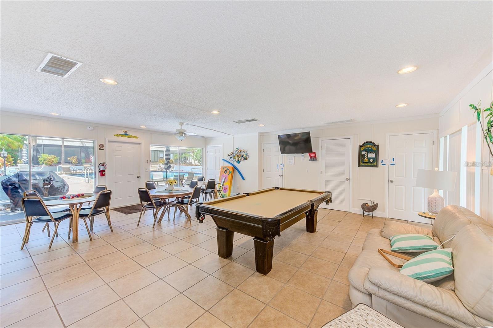 Image 12 of 14 For 215 Valencia Boulevard 213