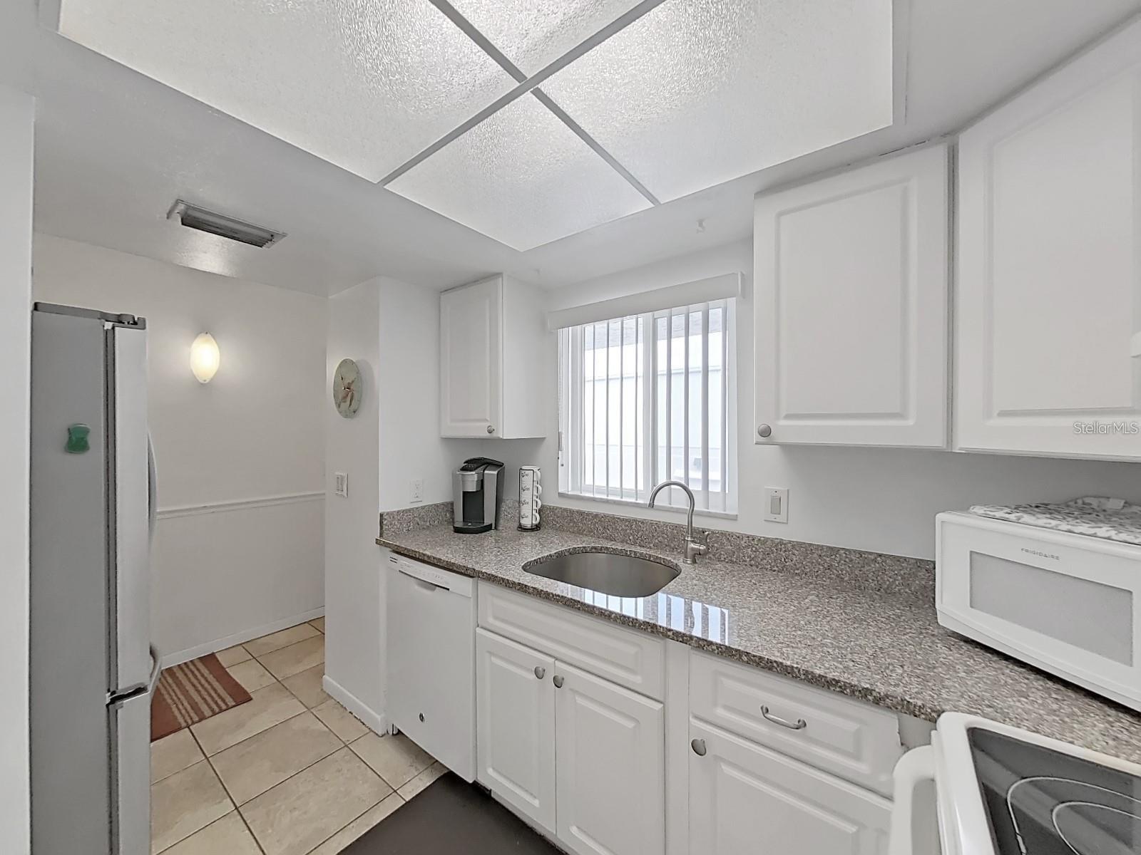 Image 3 of 14 For 215 Valencia Boulevard 213