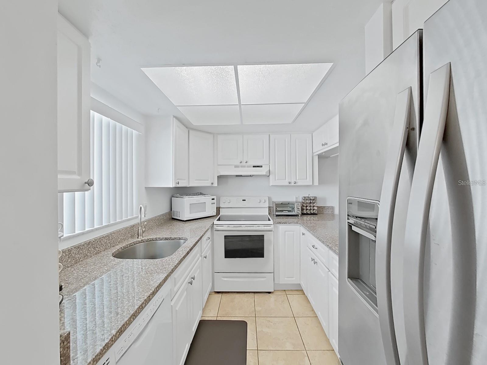 Image 5 of 14 For 215 Valencia Boulevard 213