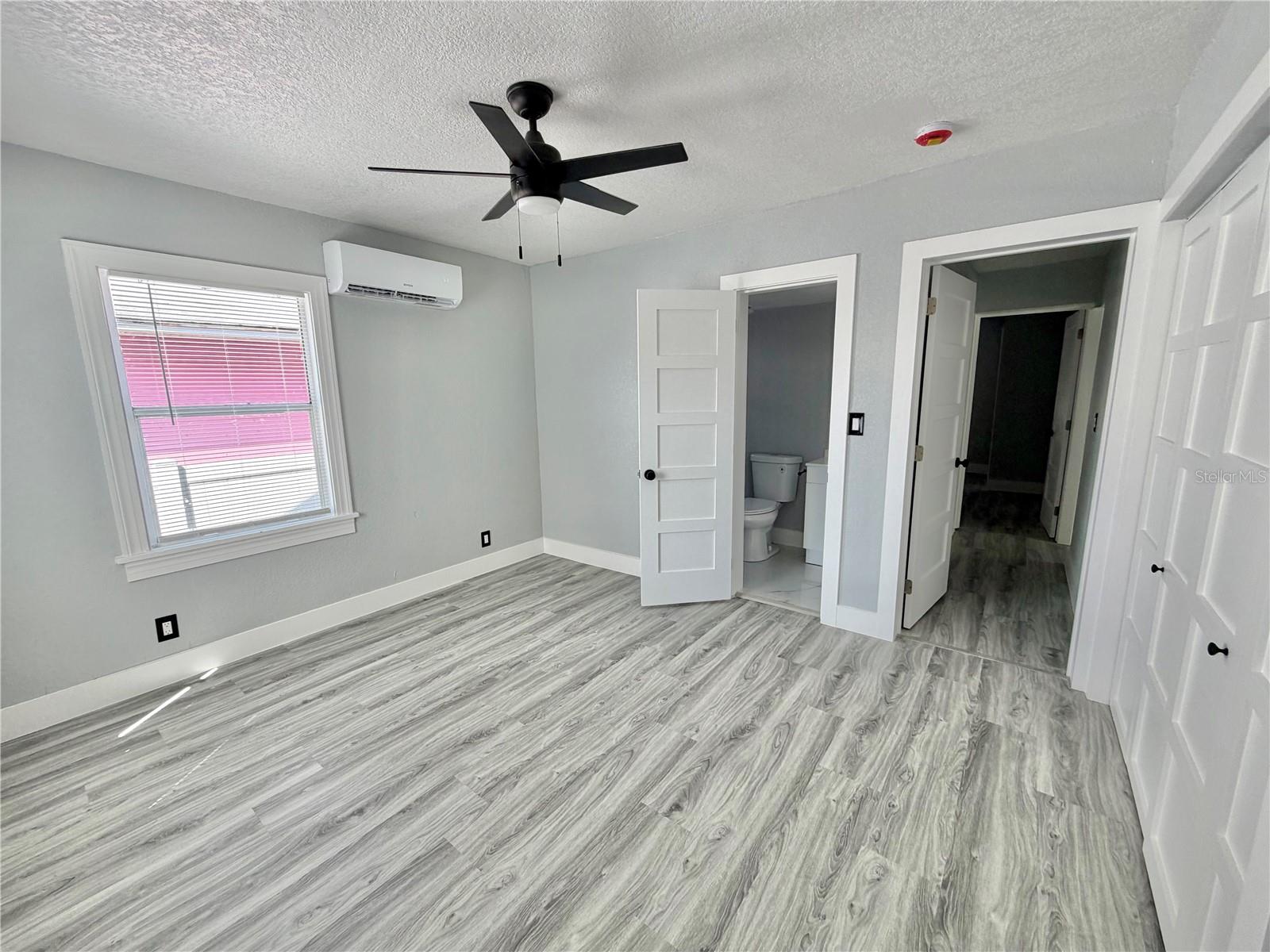 Image 6 of 17 For 2728 1st Avenue S