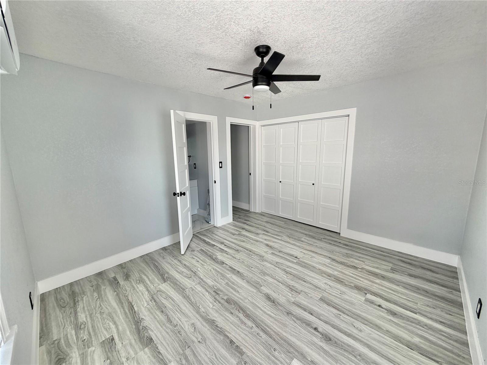 Image 7 of 17 For 2728 1st Avenue S