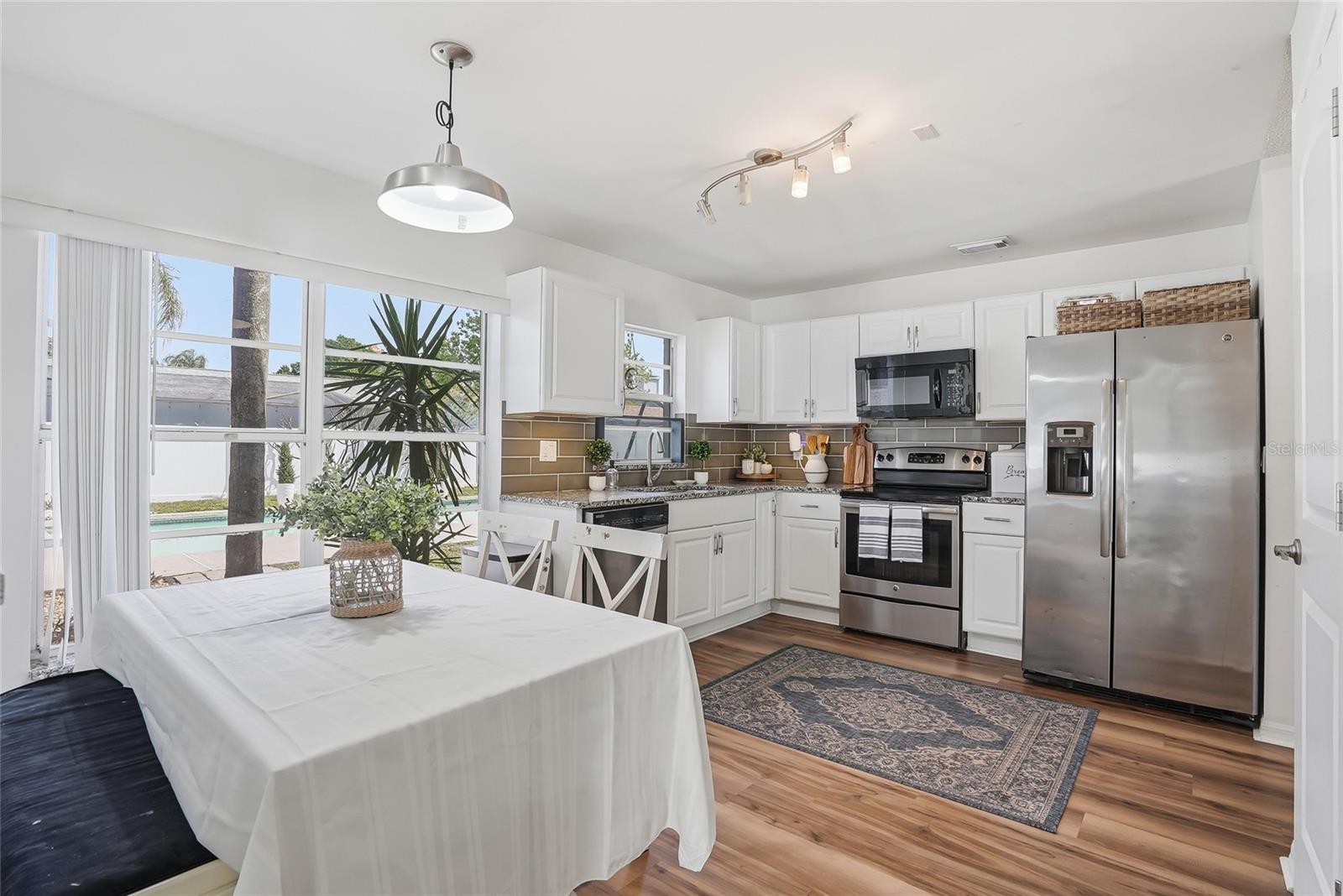 Image 19 of 62 For 12212 Wildbrook Drive