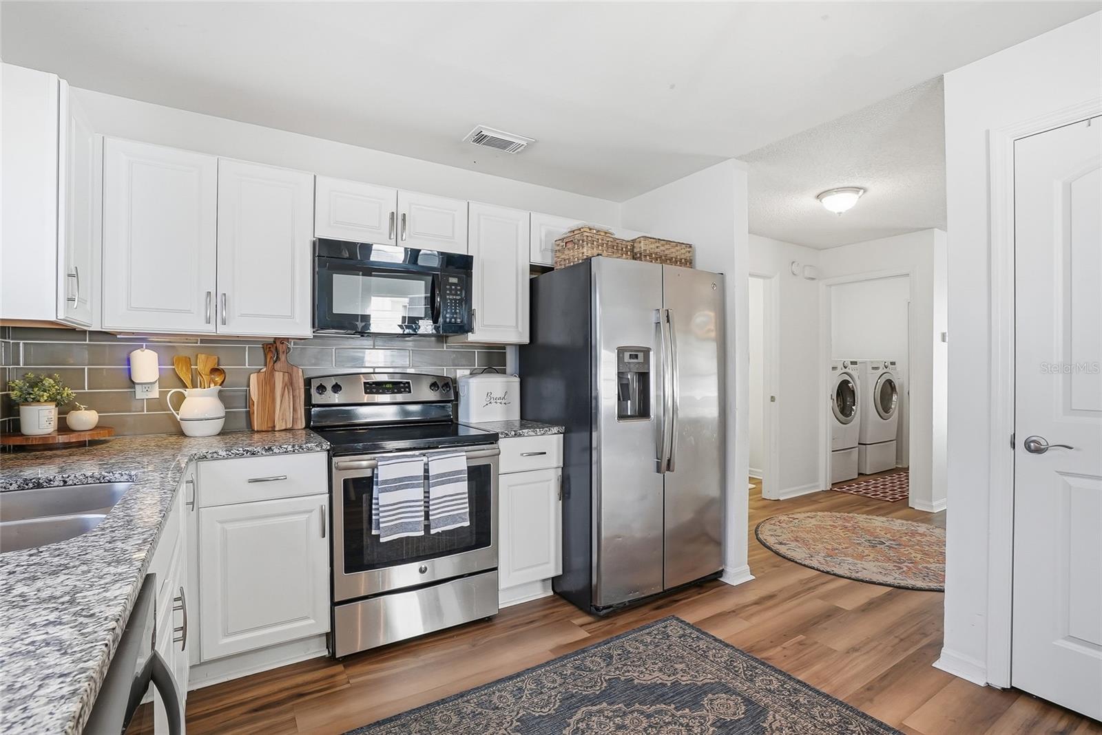 Image 24 of 62 For 12212 Wildbrook Drive