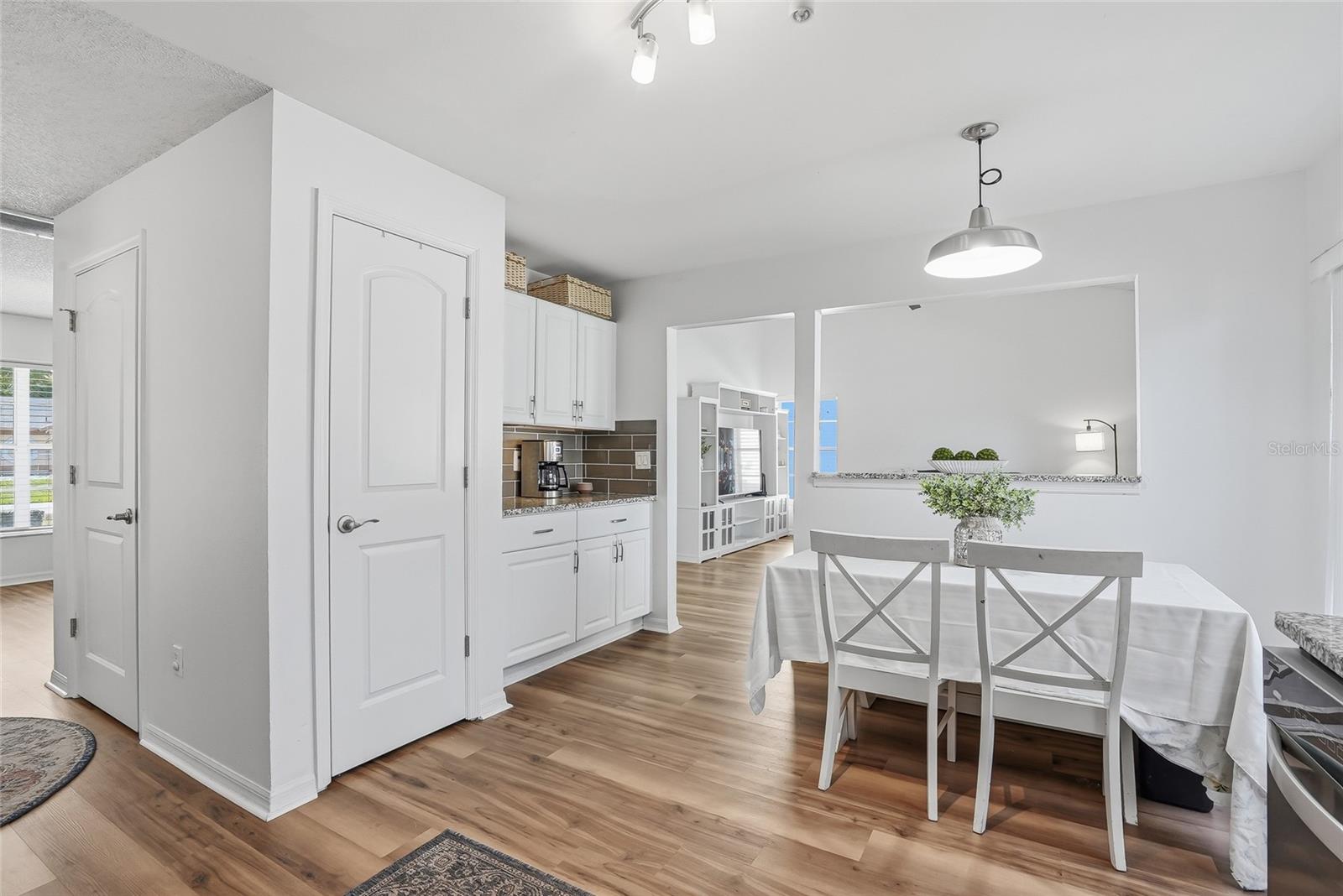 Image 25 of 62 For 12212 Wildbrook Drive