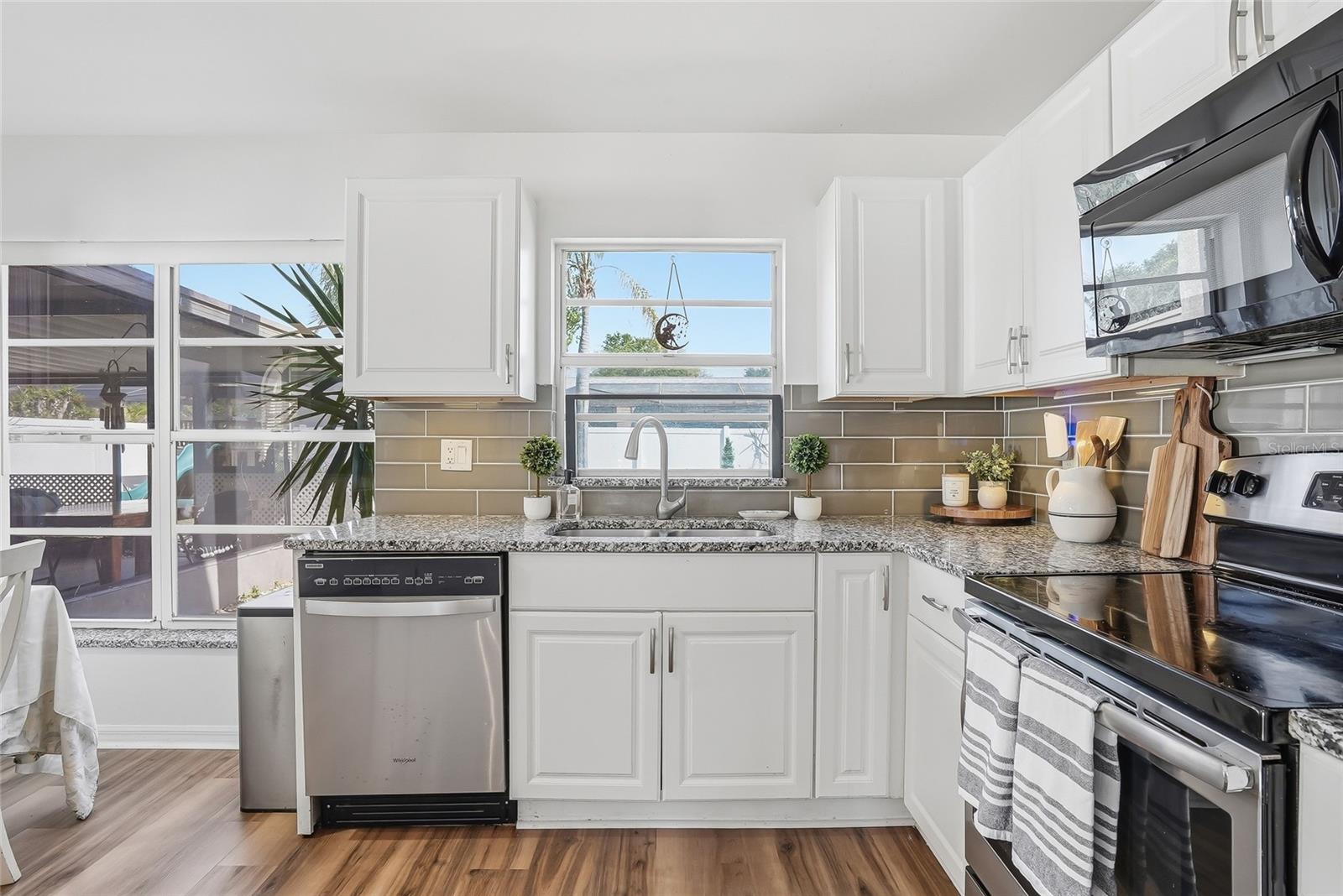 Image 27 of 62 For 12212 Wildbrook Drive