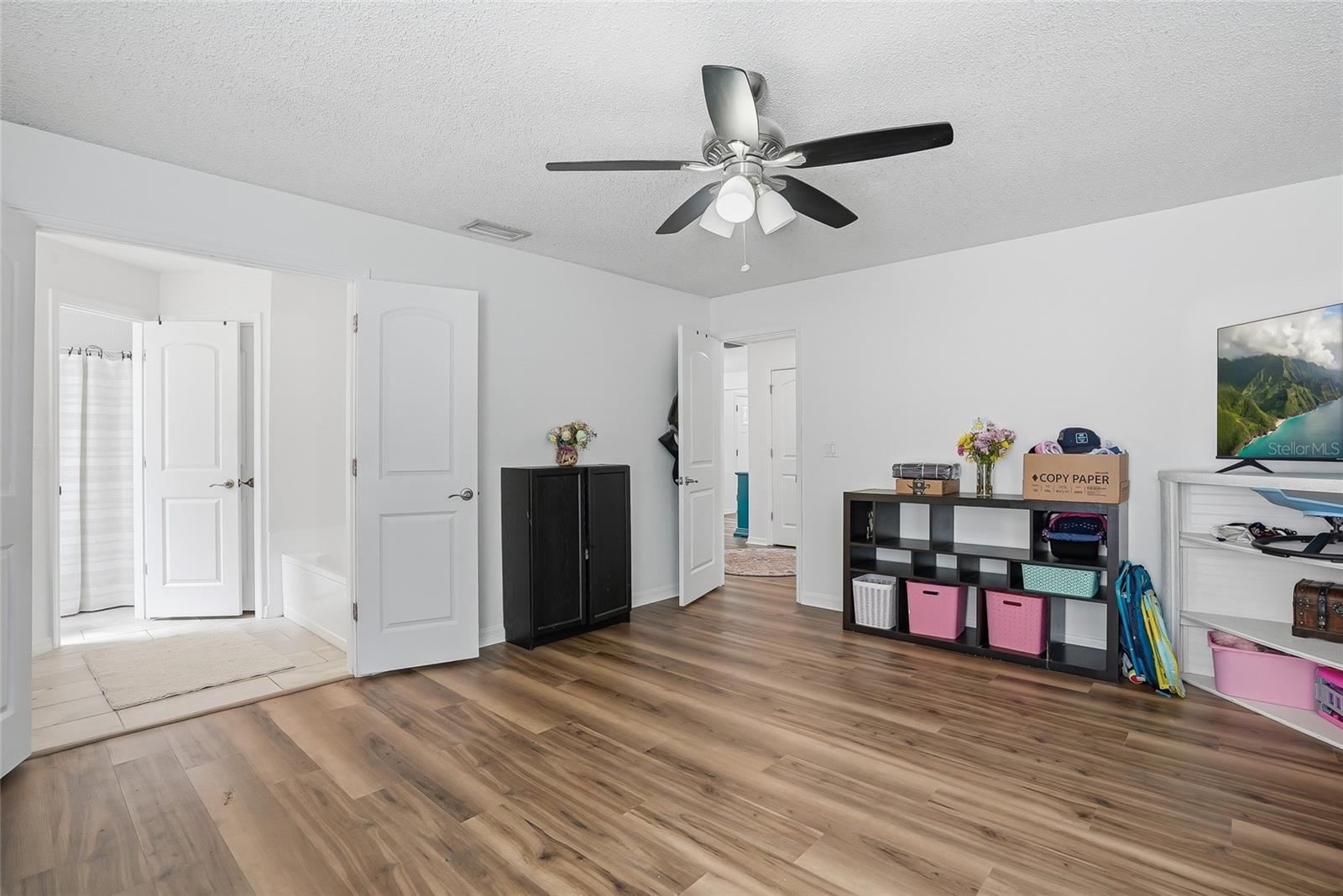 Image 31 of 62 For 12212 Wildbrook Drive