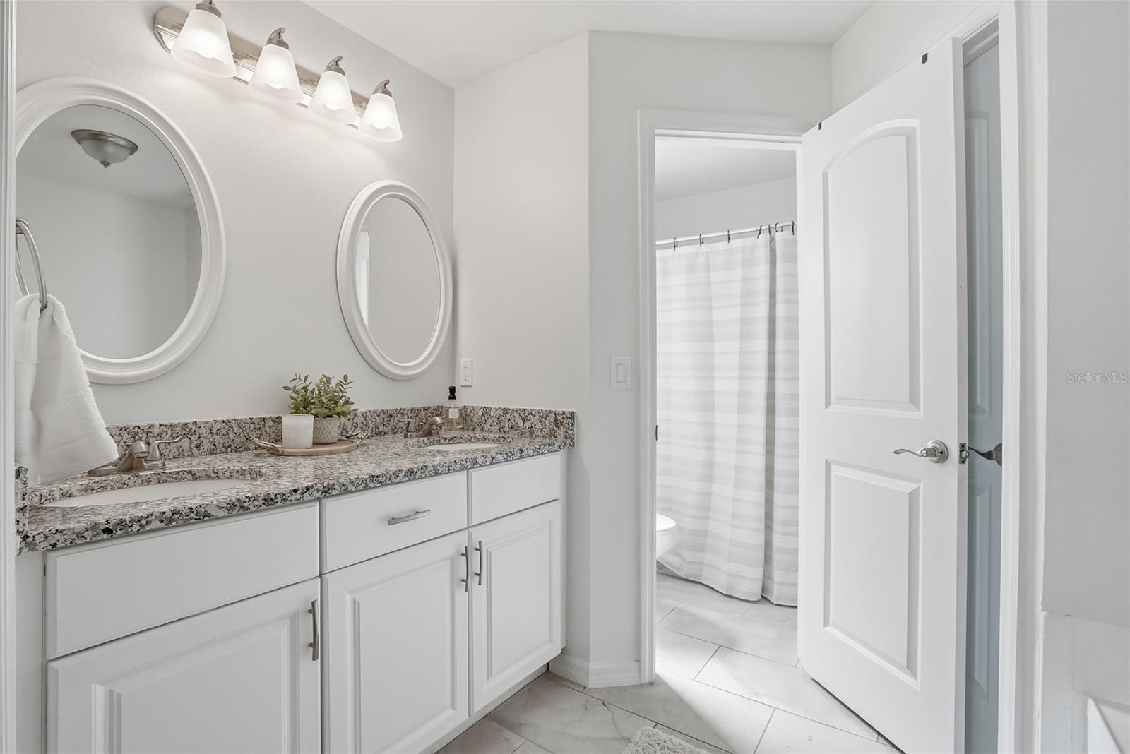 Image 32 of 62 For 12212 Wildbrook Drive