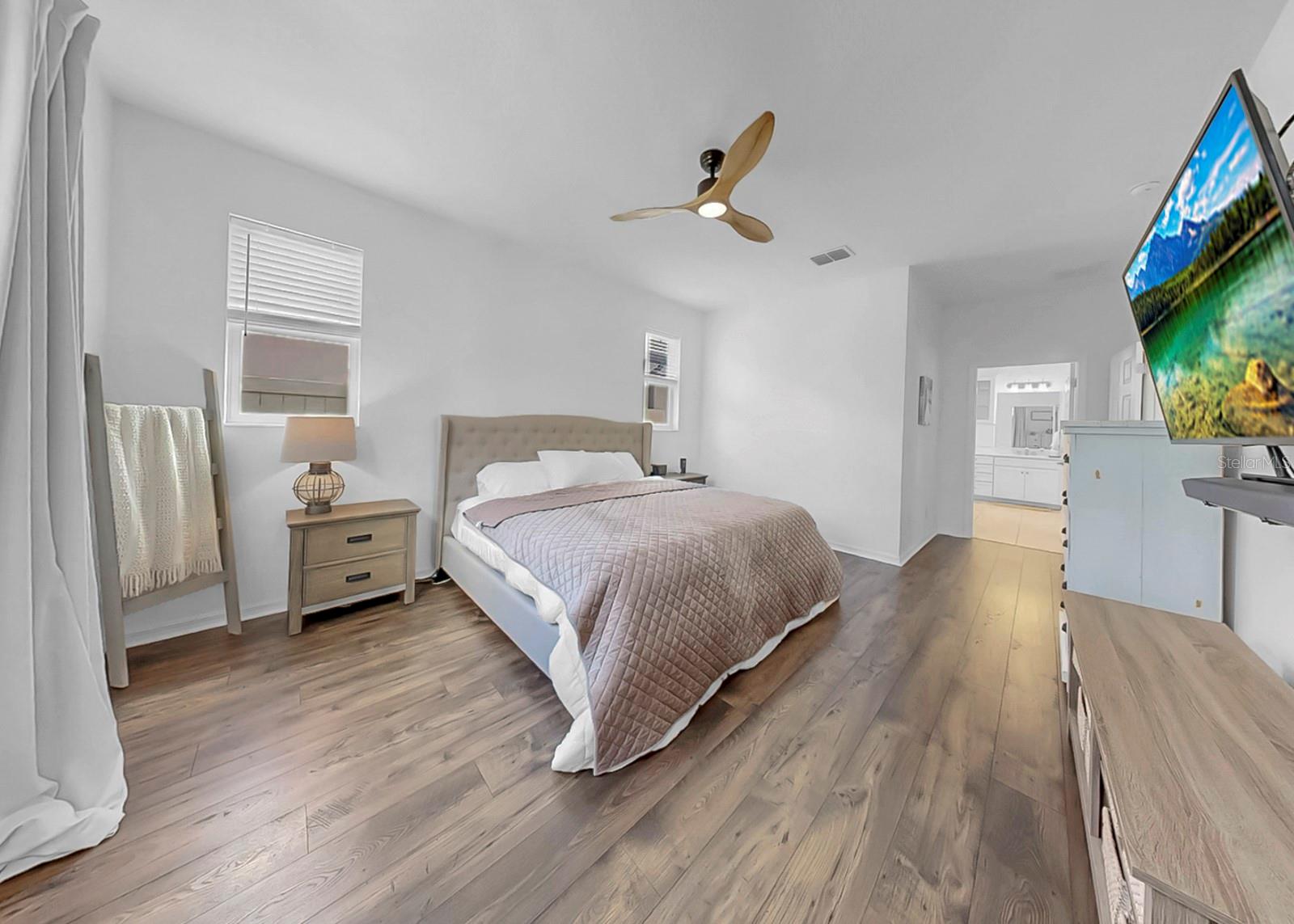 Listing photo id 26 for 10322 Wine Press Avenue