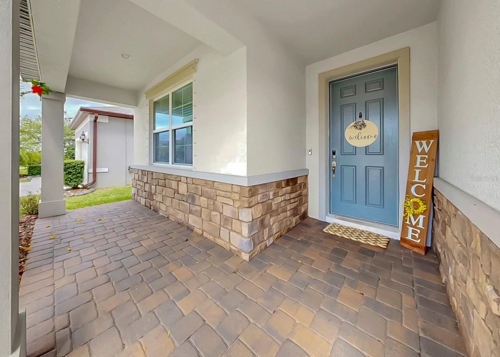 Listing photo id 1 for 10322 Wine Press Avenue