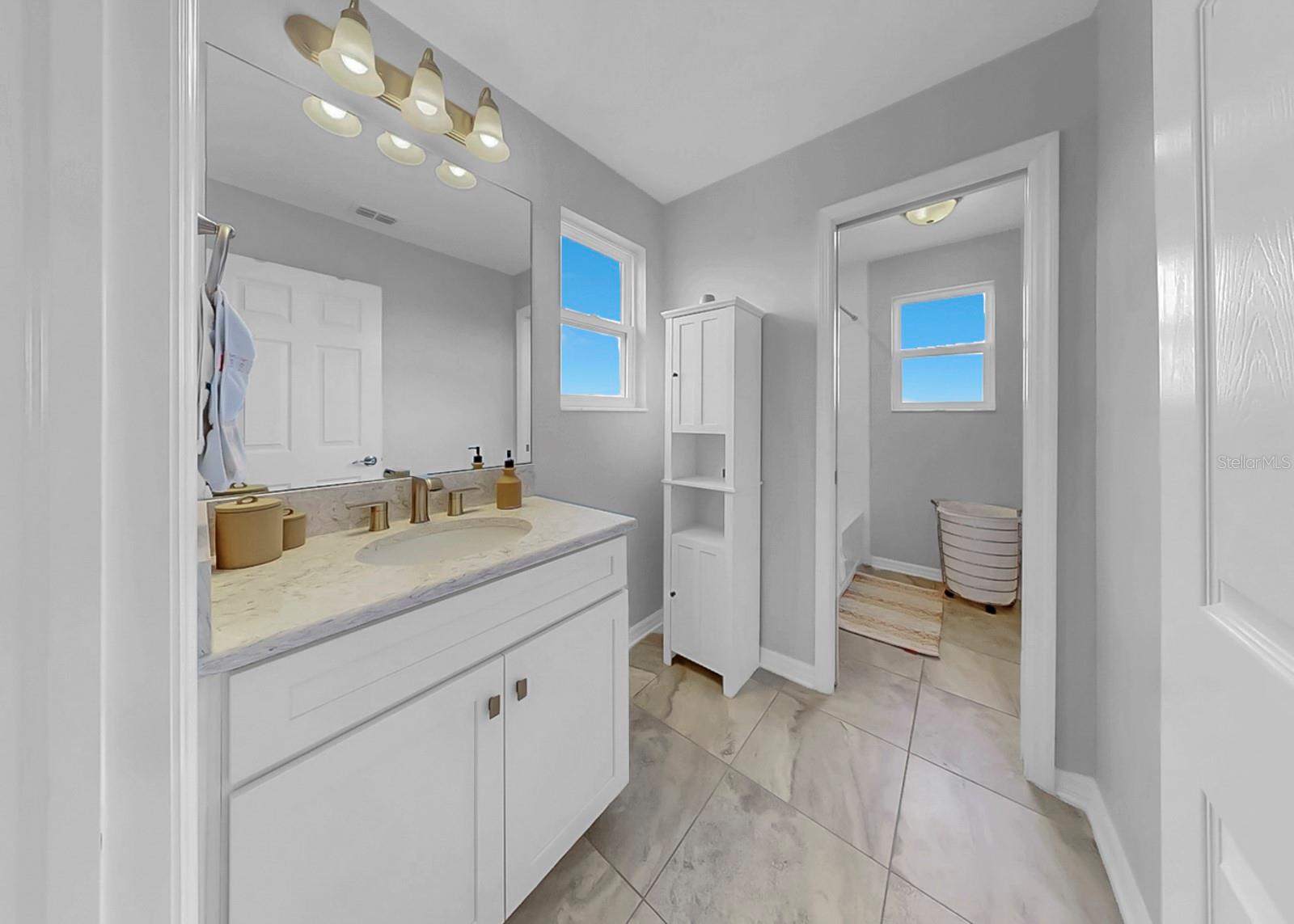 Listing photo id 32 for 10322 Wine Press Avenue