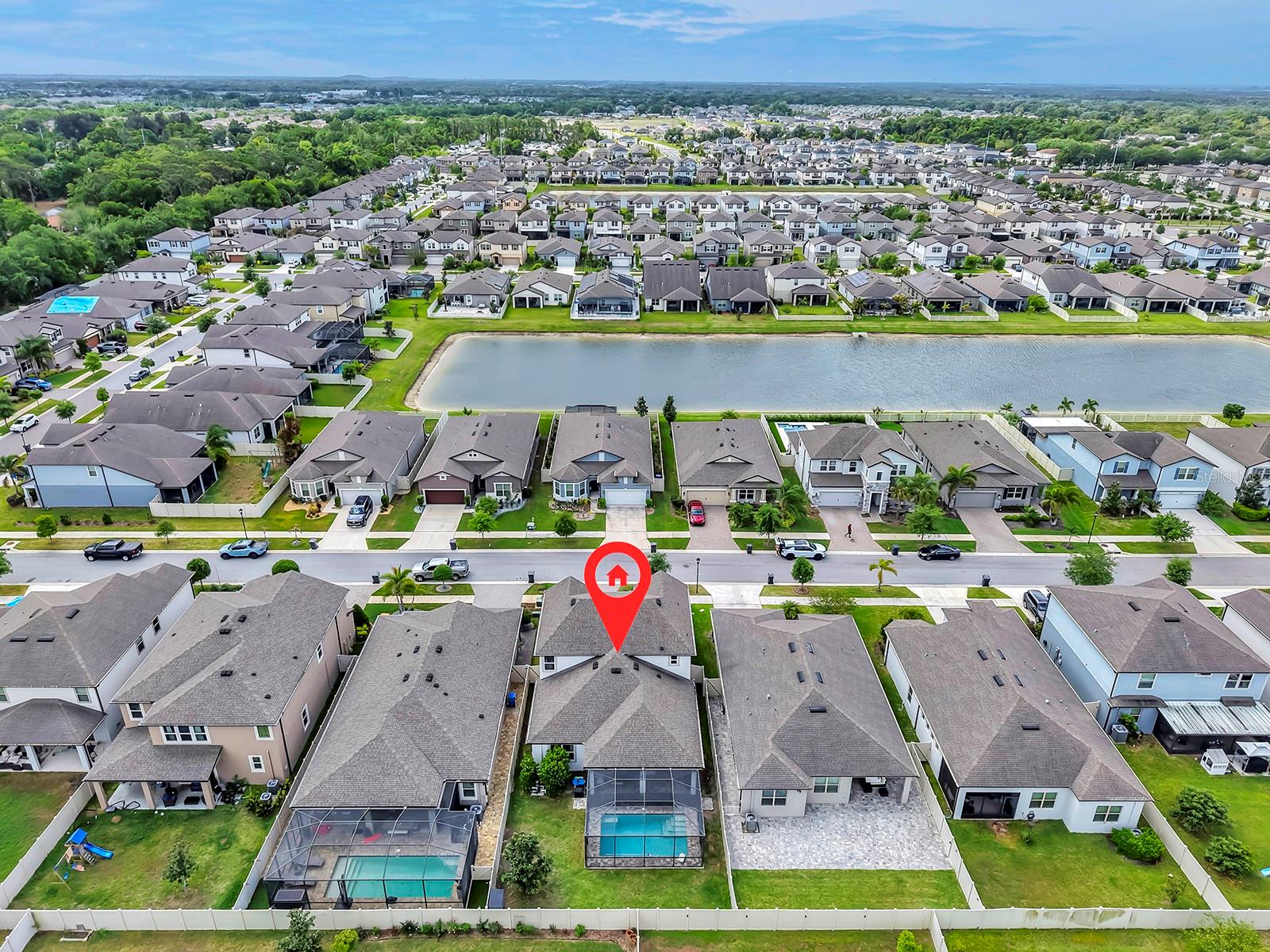 Listing photo id 45 for 10322 Wine Press Avenue