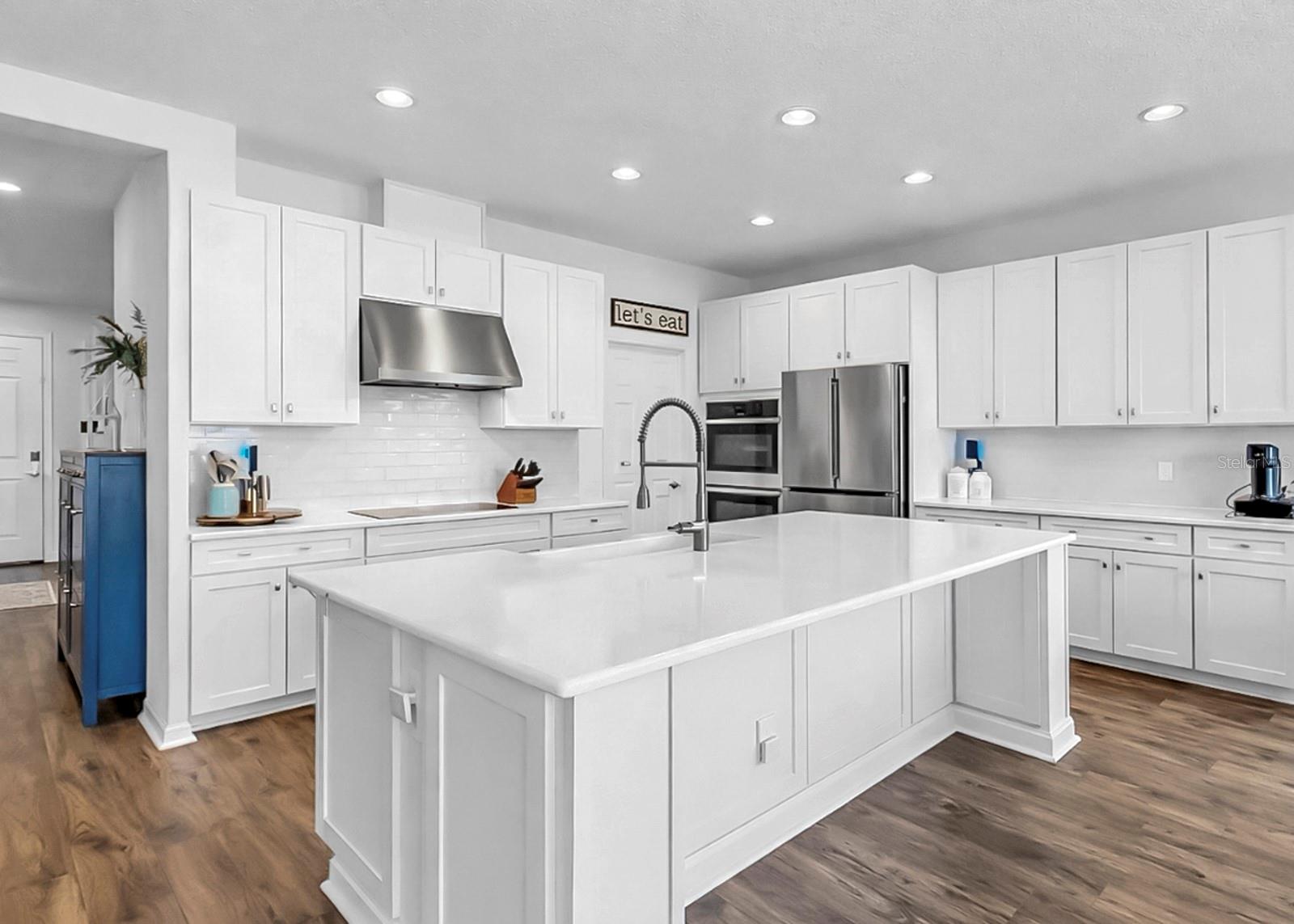 Listing photo id 5 for 10322 Wine Press Avenue