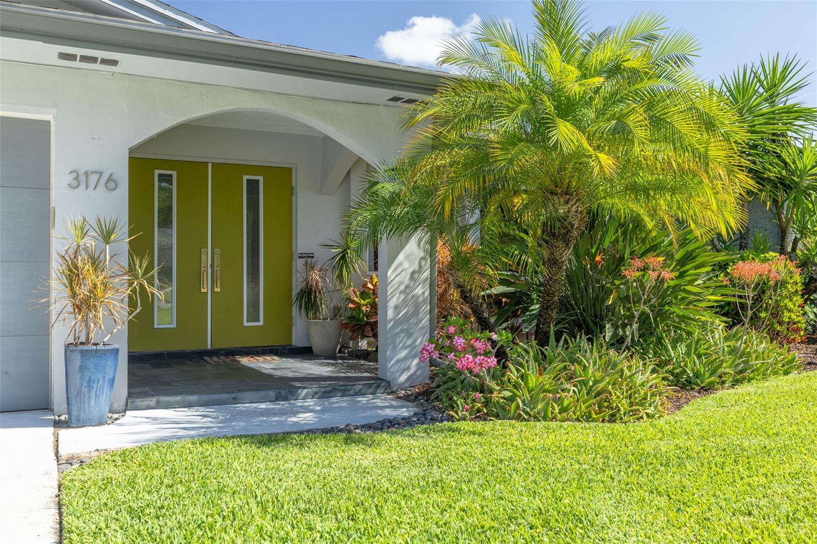 Image 2 of 33 For 3176 San Jose Street