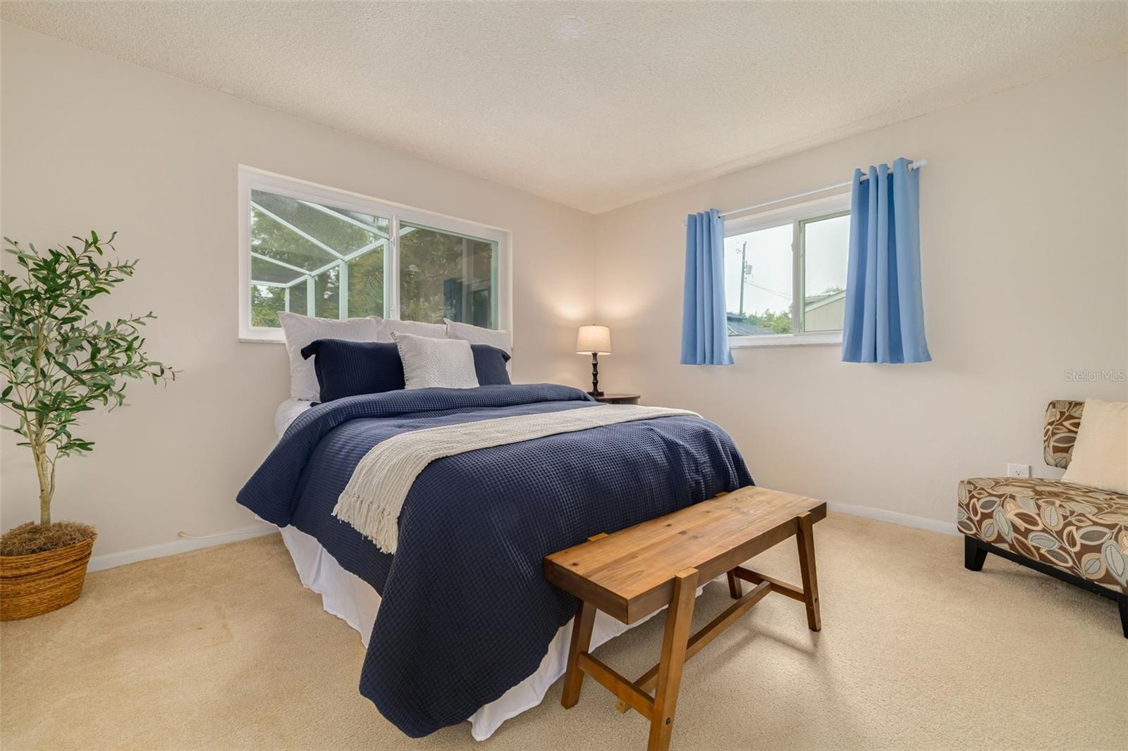 Image 20 of 33 For 3176 San Jose Street