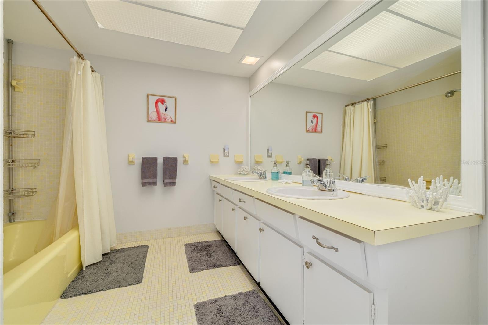 Image 21 of 33 For 3176 San Jose Street