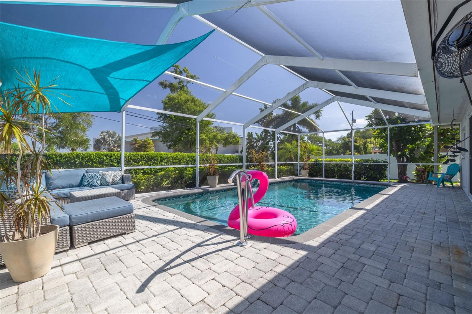 Image 25 of 33 For 3176 San Jose Street