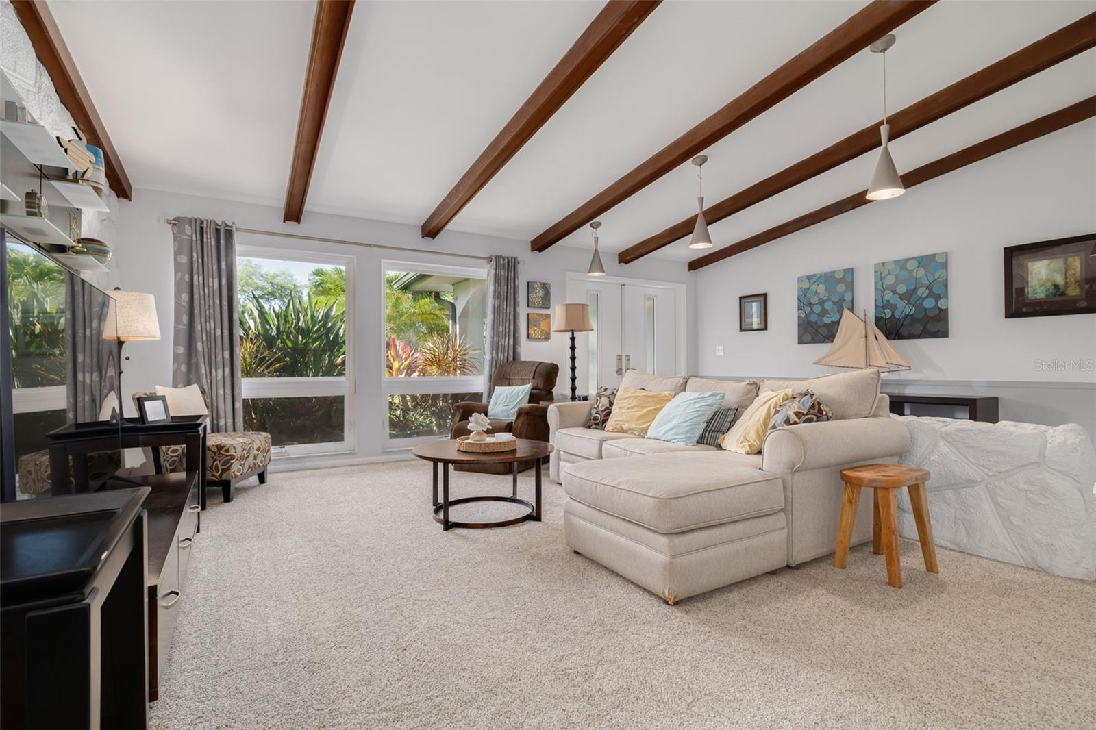 Image 6 of 33 For 3176 San Jose Street